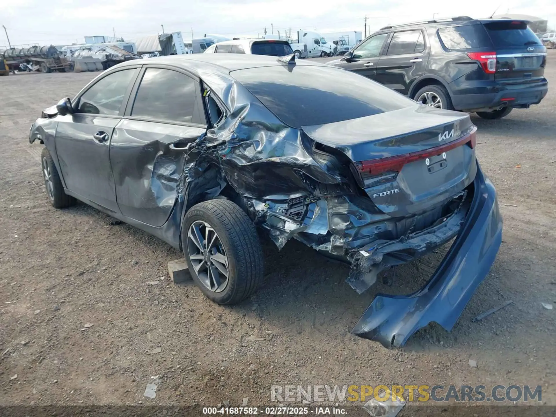 3 fotografías del automóvil dañado 3KPF24AD8RE765961 KIA FORTE 2024