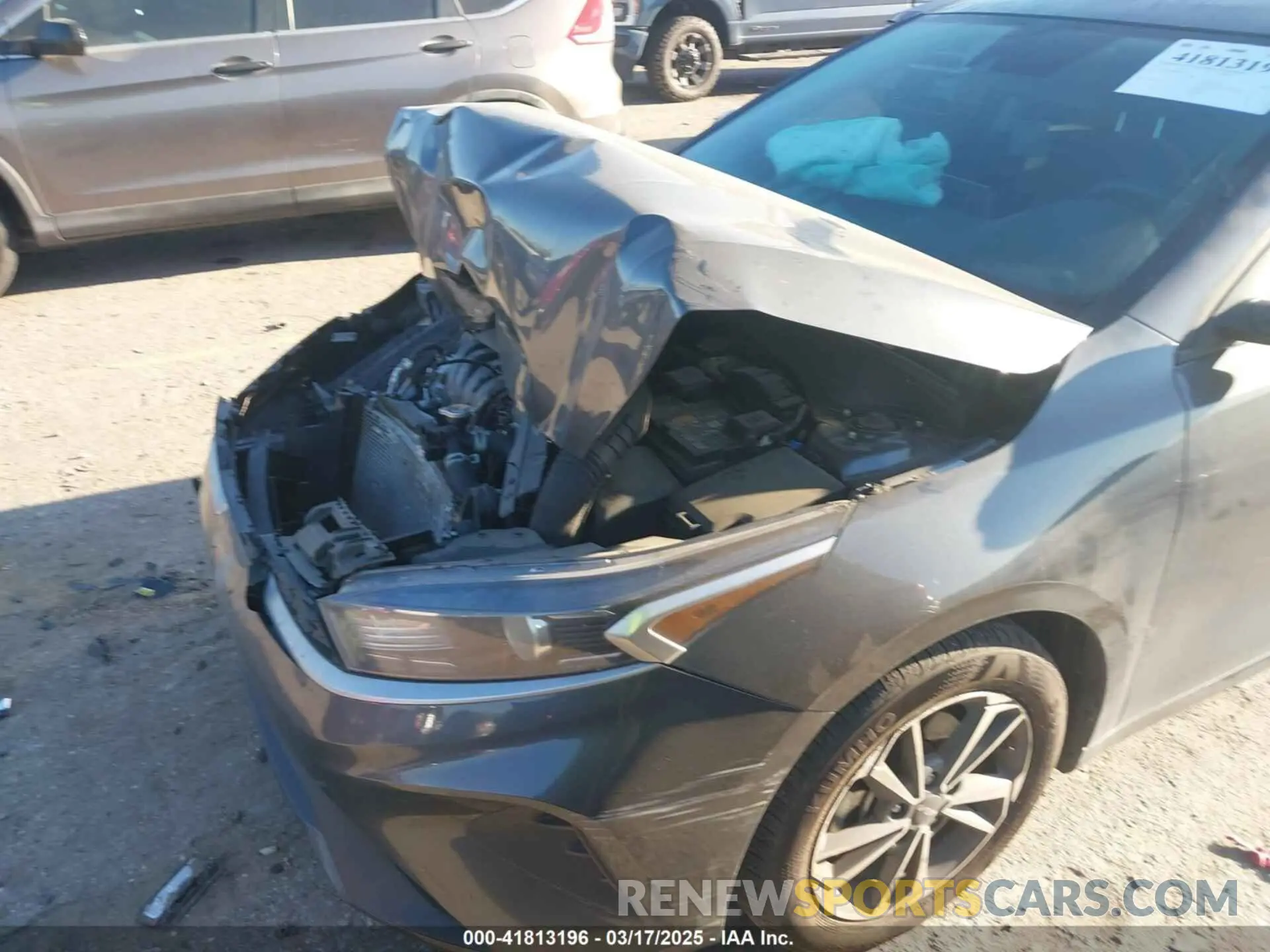 6 fotografías del automóvil dañado 3KPF24AD8RE770626 KIA FORTE 2024