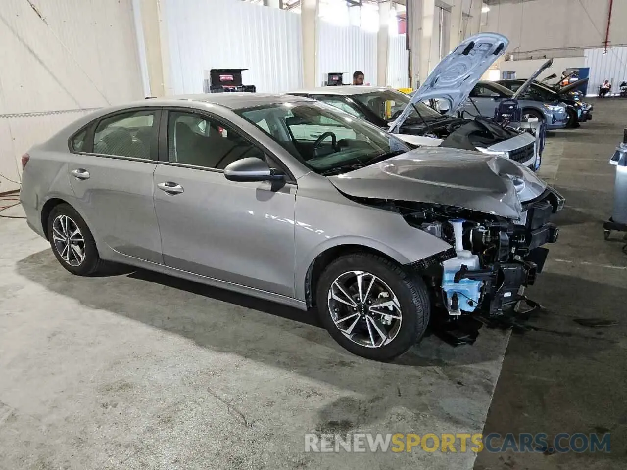 4 fotografías del automóvil dañado 3KPF24AD8RE794957 KIA FORTE 2024