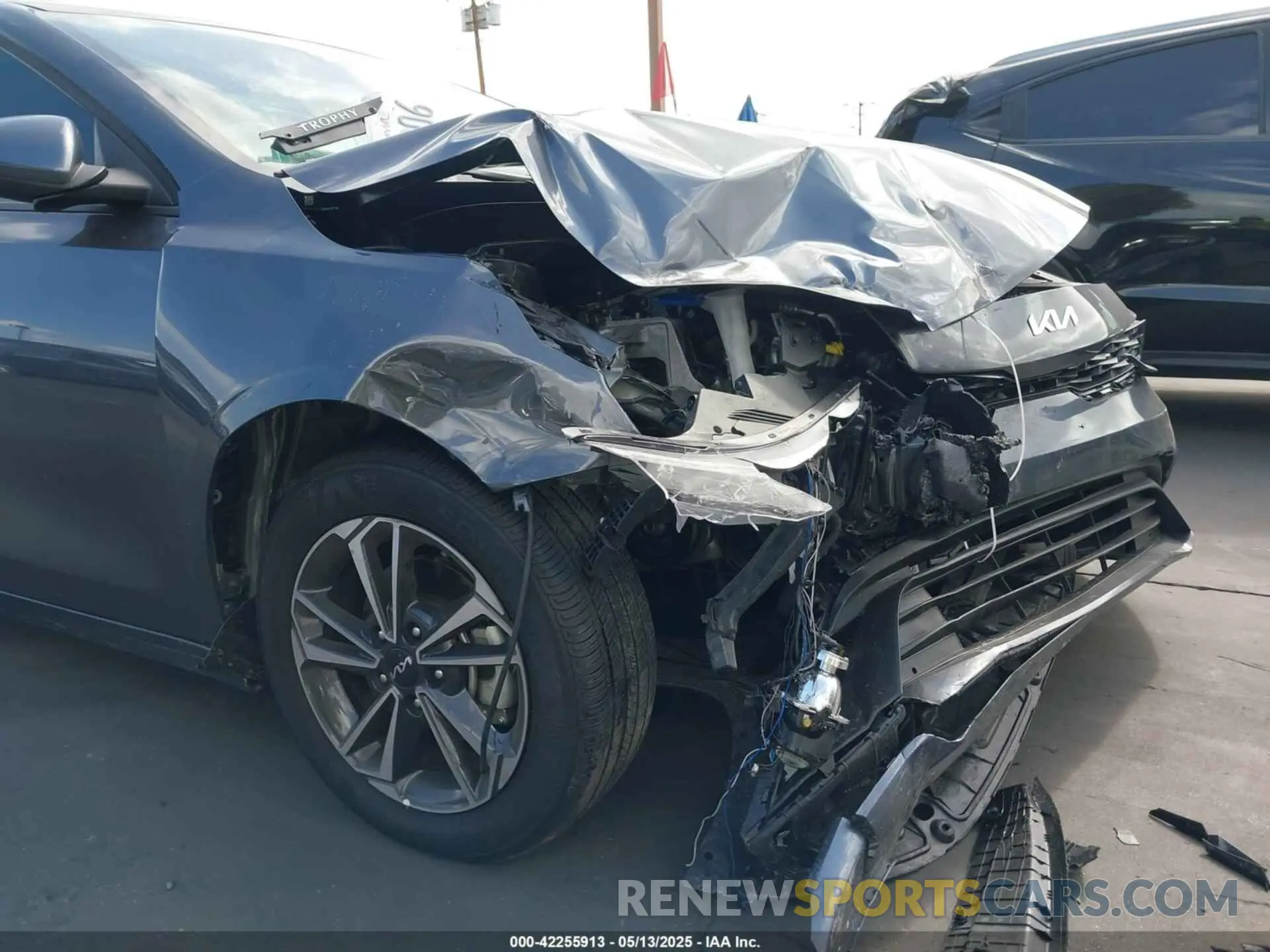 6 fotografías del automóvil dañado 3KPF24AD8RE828508 KIA FORTE 2024