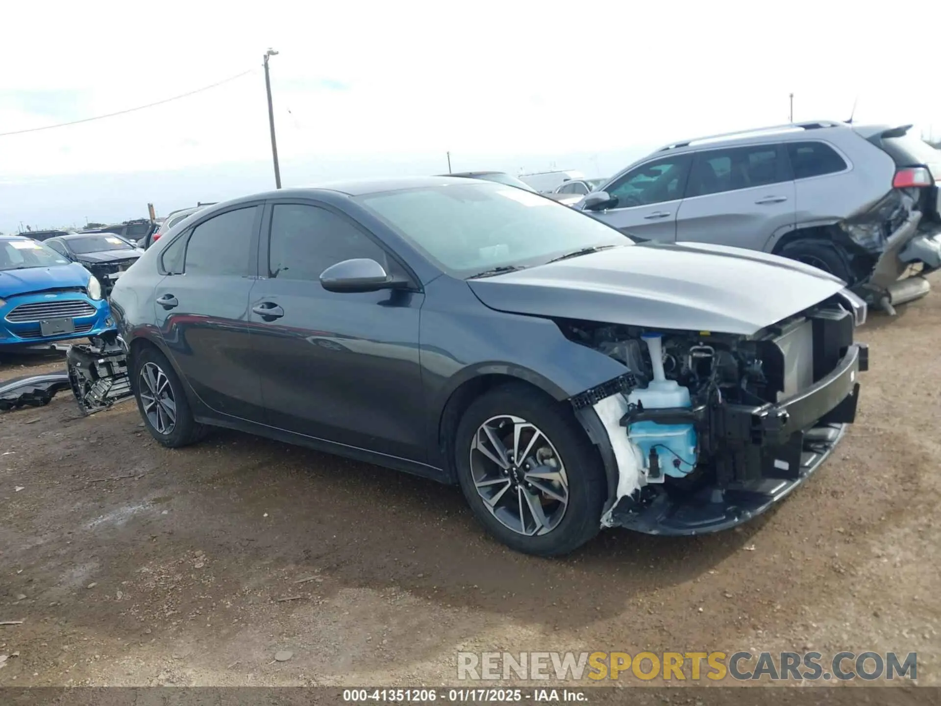 14 fotografías del automóvil dañado 3KPF24AD9RE709771 KIA FORTE 2024