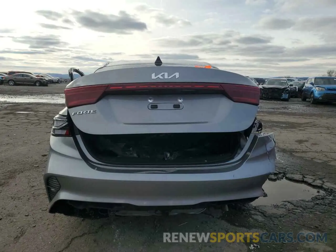 6 fotografías del automóvil dañado 3KPF24AD9RE718020 KIA FORTE 2024