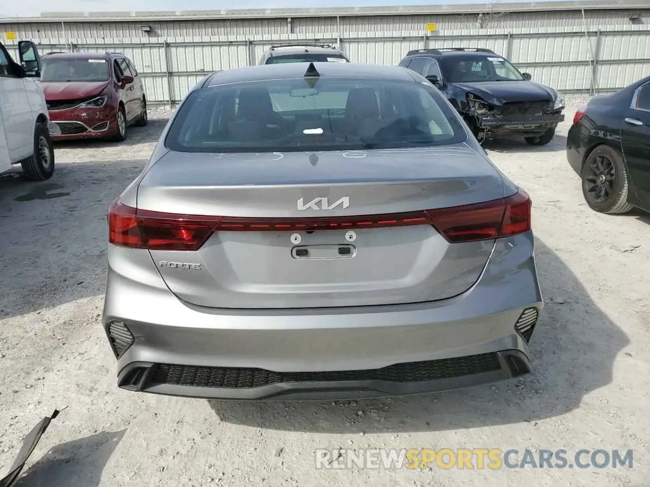 6 fotografías del automóvil dañado 3KPF24AD9RE724612 KIA FORTE 2024
