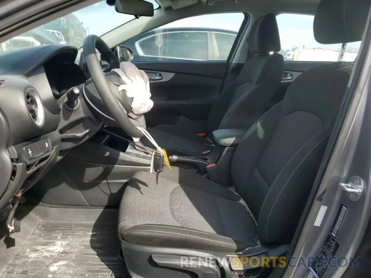 7 fotografías del automóvil dañado 3KPF24AD9RE724612 KIA FORTE 2024