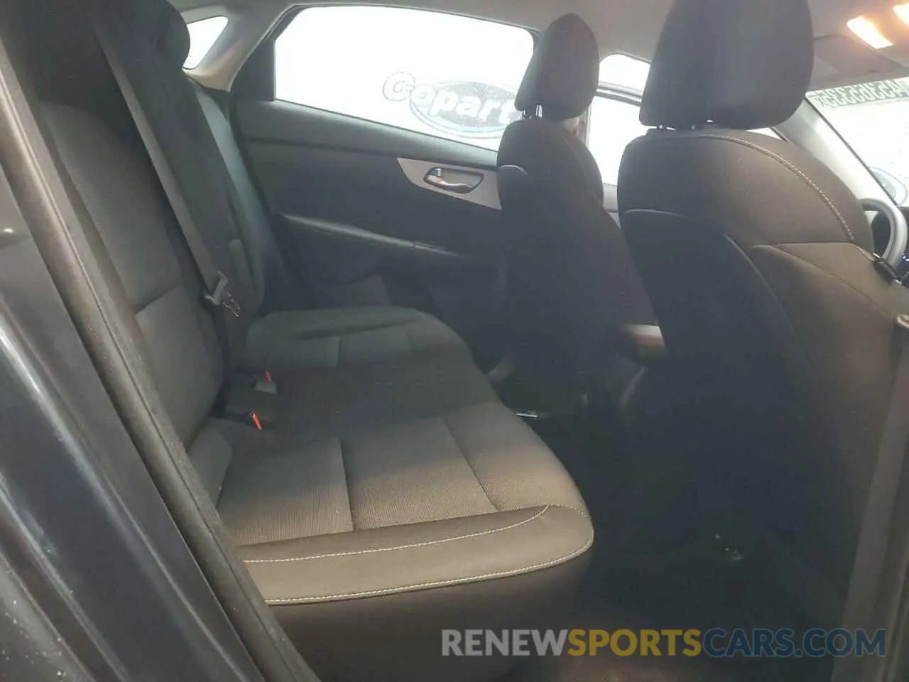 10 fotografías del automóvil dañado 3KPF24AD9RE727784 KIA FORTE 2024