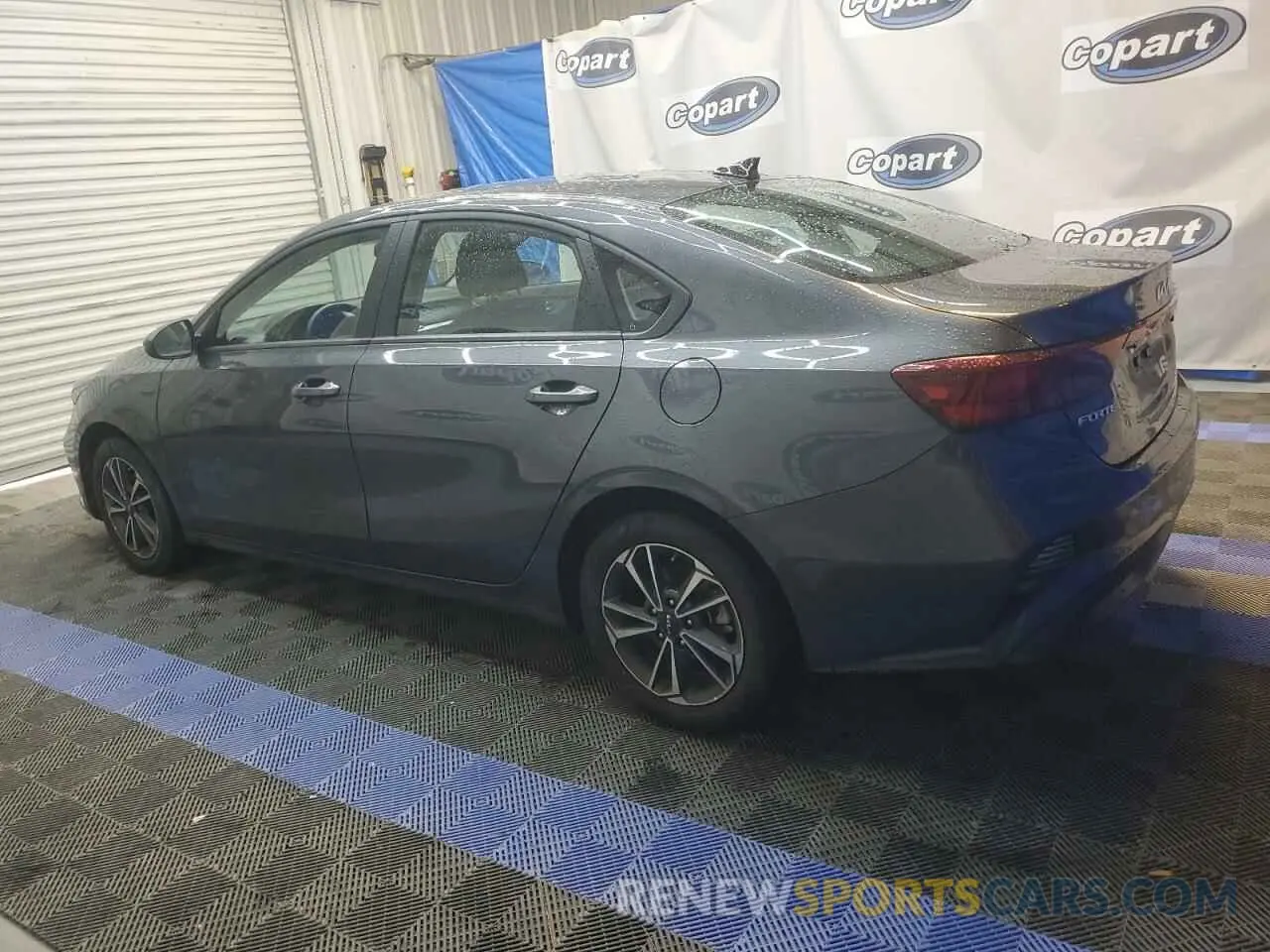 2 fotografías del automóvil dañado 3KPF24AD9RE727784 KIA FORTE 2024