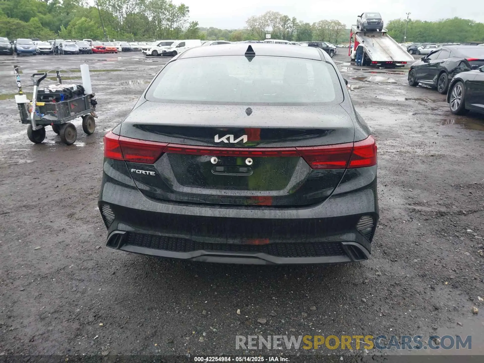 16 fotografías del automóvil dañado 3KPF24AD9RE781179 KIA FORTE 2024