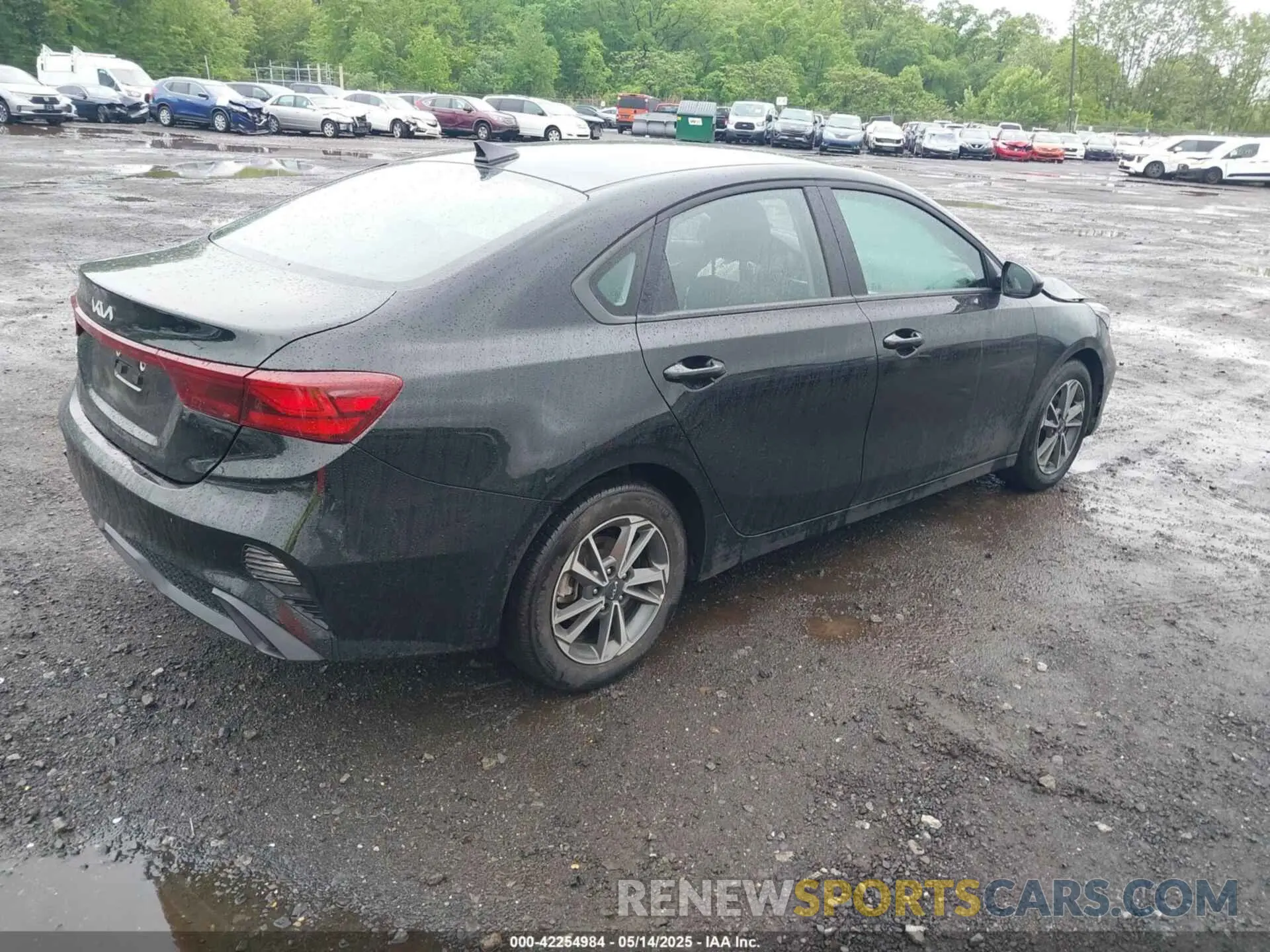 4 fotografías del automóvil dañado 3KPF24AD9RE781179 KIA FORTE 2024