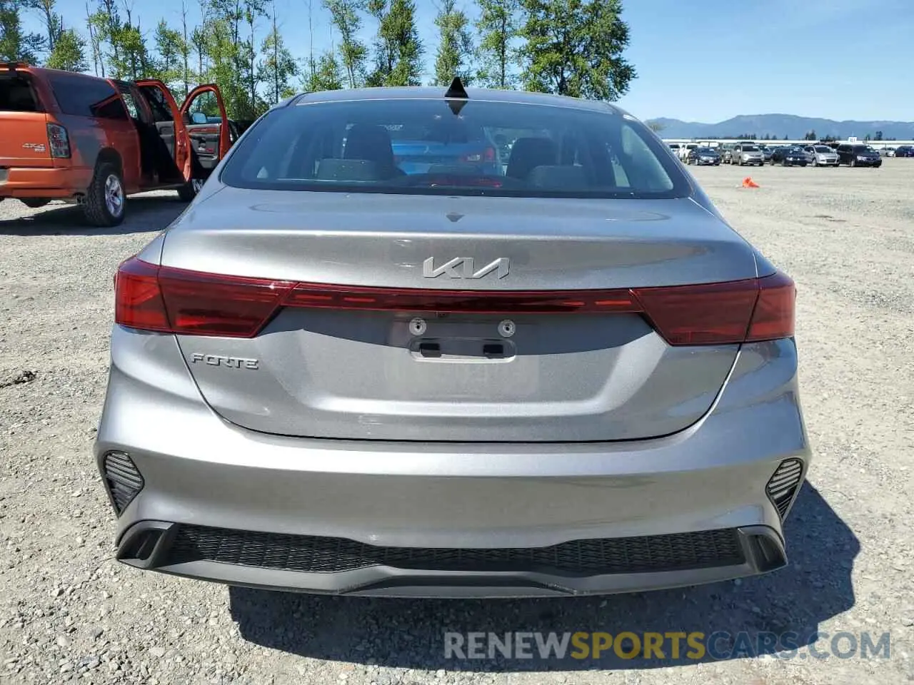 6 fotografías del automóvil dañado 3KPF24AD9RE784518 KIA FORTE 2024