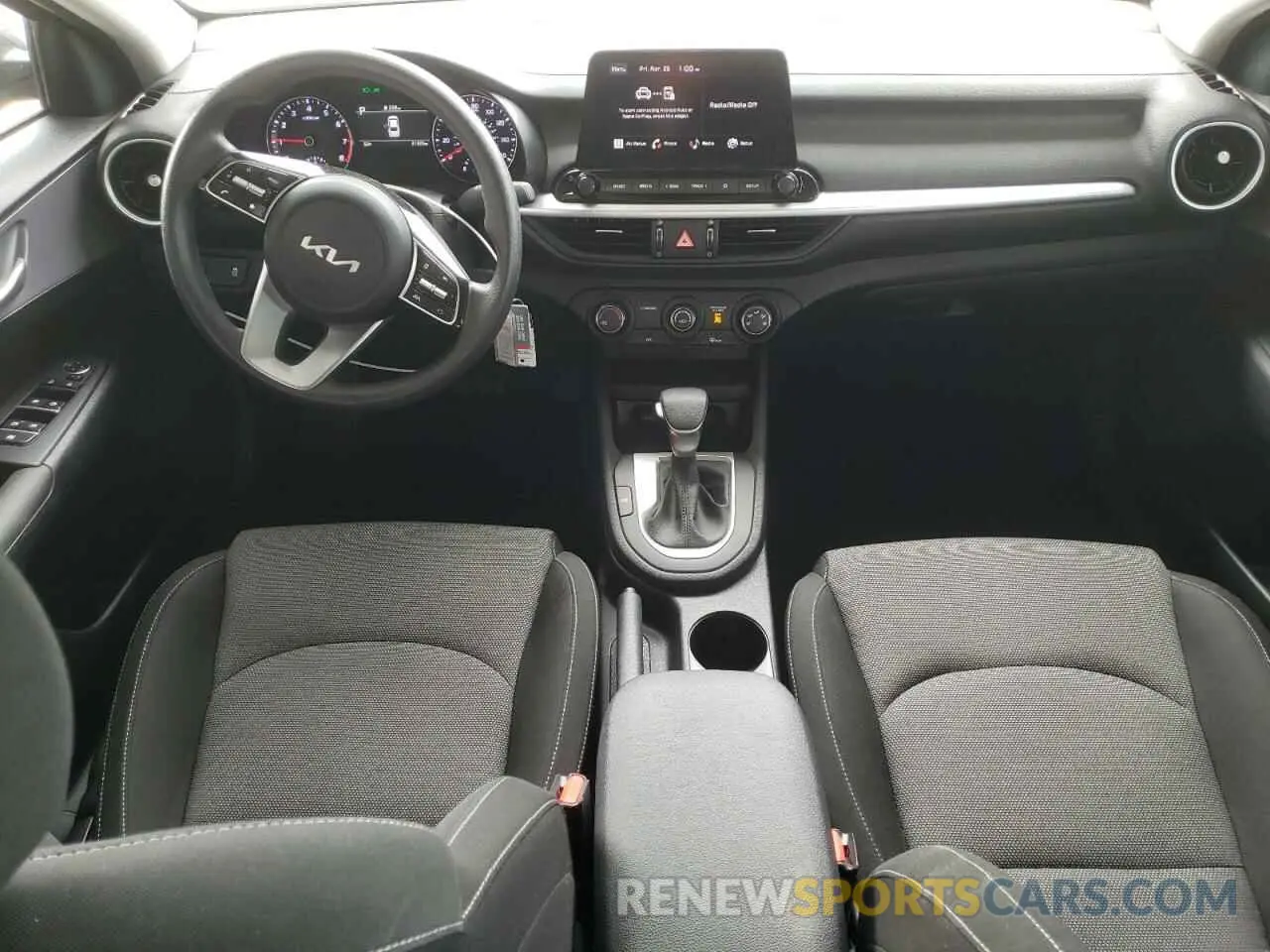 8 fotografías del automóvil dañado 3KPF24AD9RE790786 KIA FORTE 2024