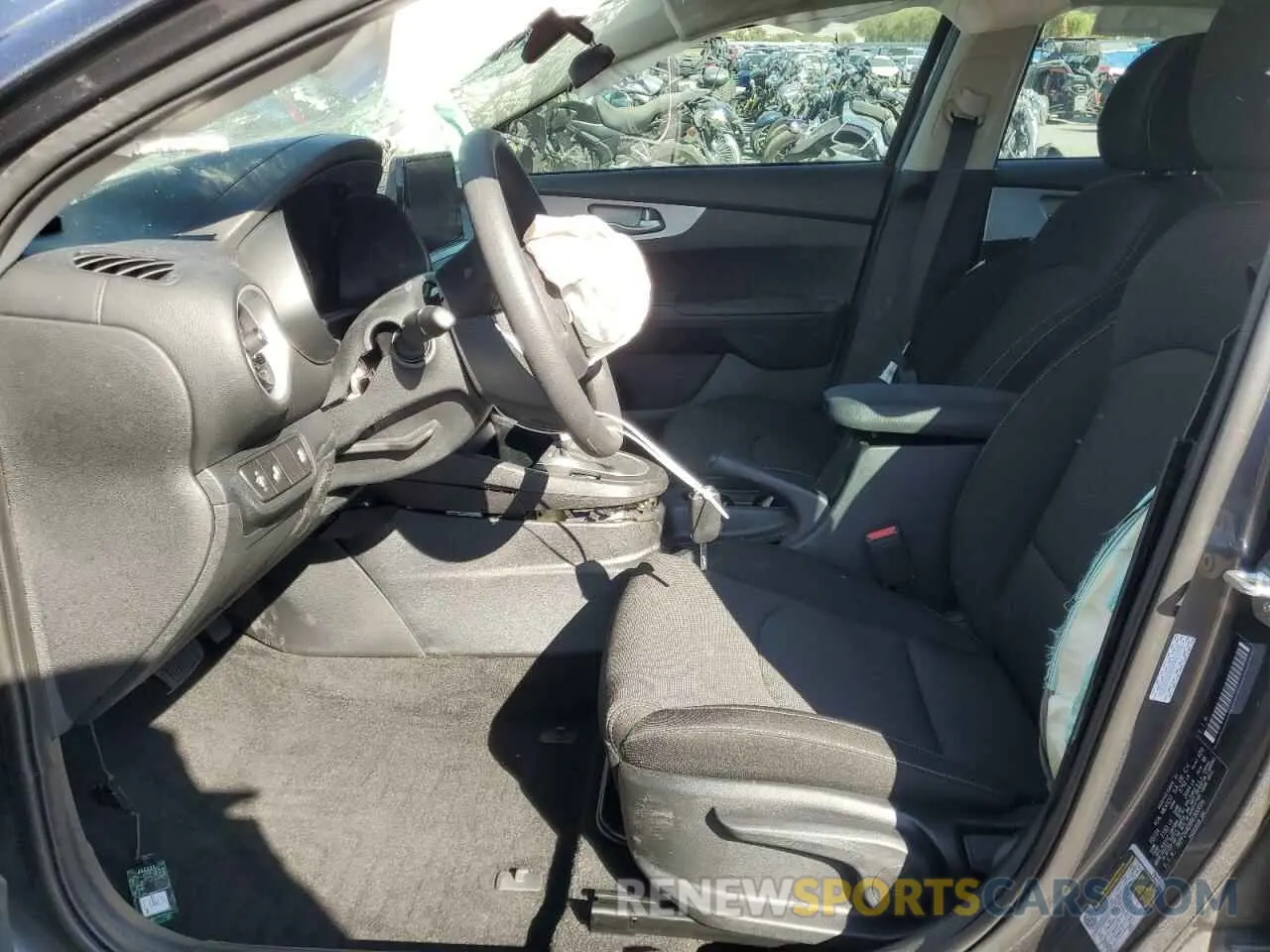 7 fotografías del automóvil dañado 3KPF24AD9RE800006 KIA FORTE 2024