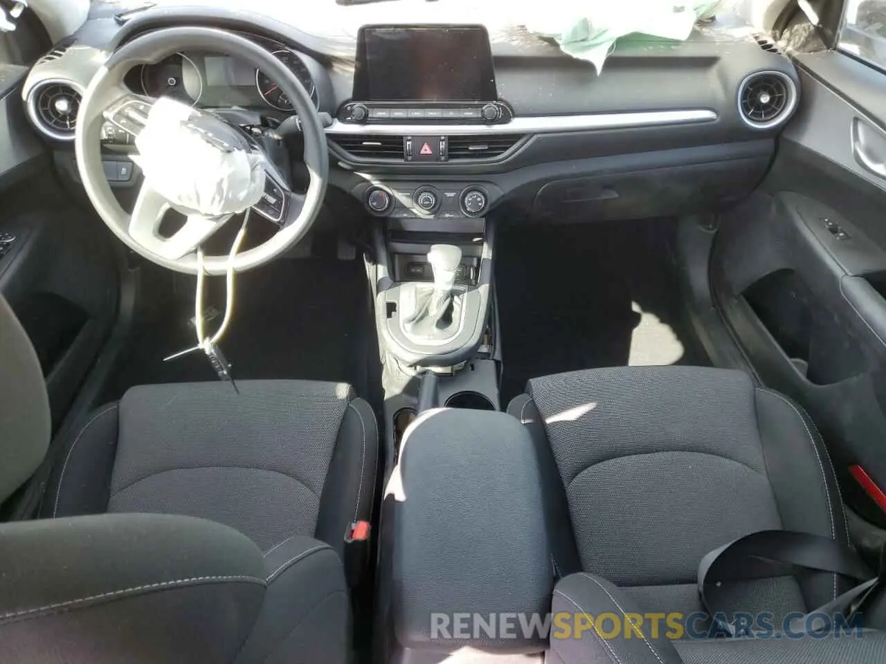 8 fotografías del automóvil dañado 3KPF24AD9RE800006 KIA FORTE 2024