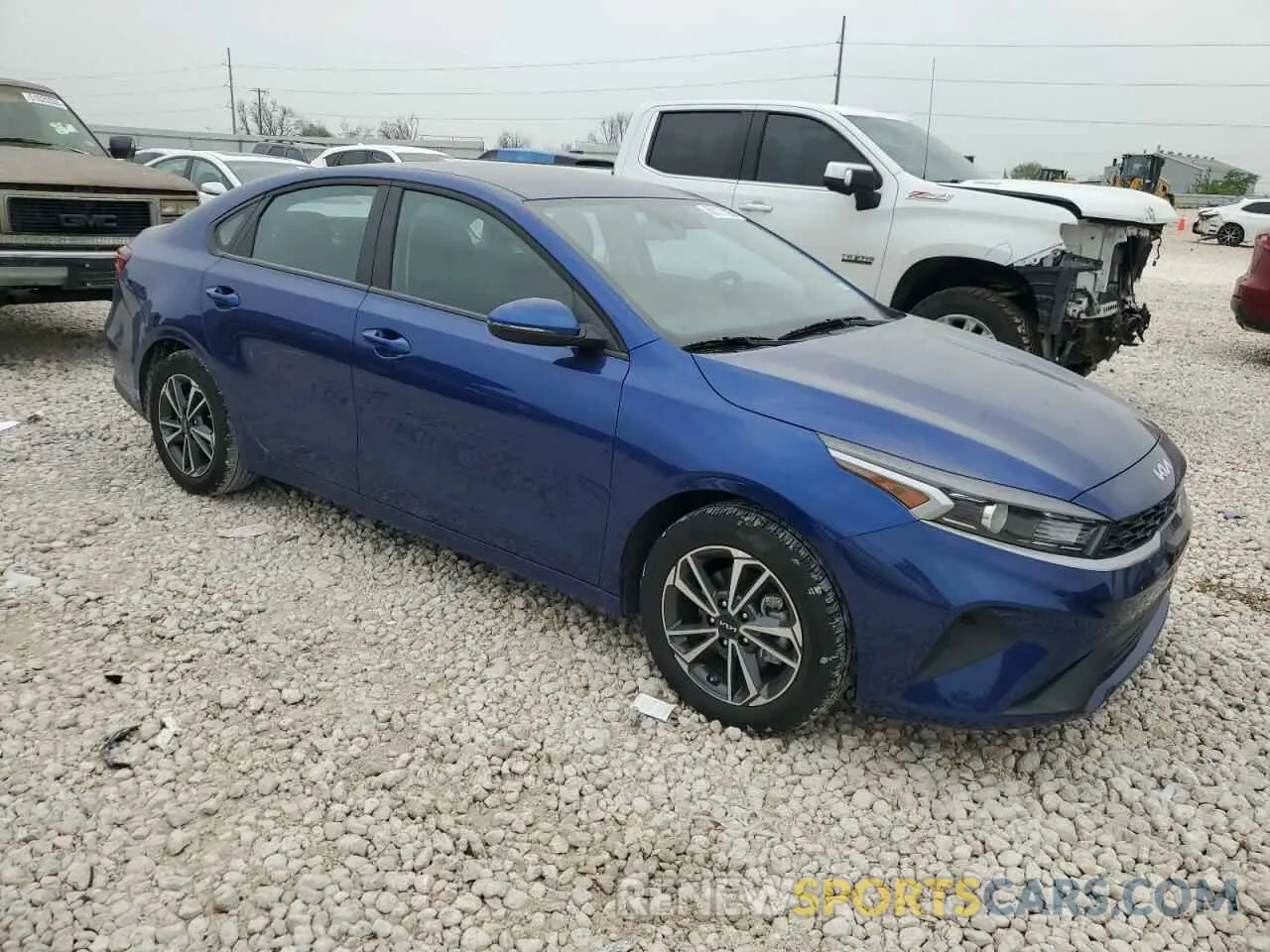 4 fotografías del automóvil dañado 3KPF24AD9RE810244 KIA FORTE 2024