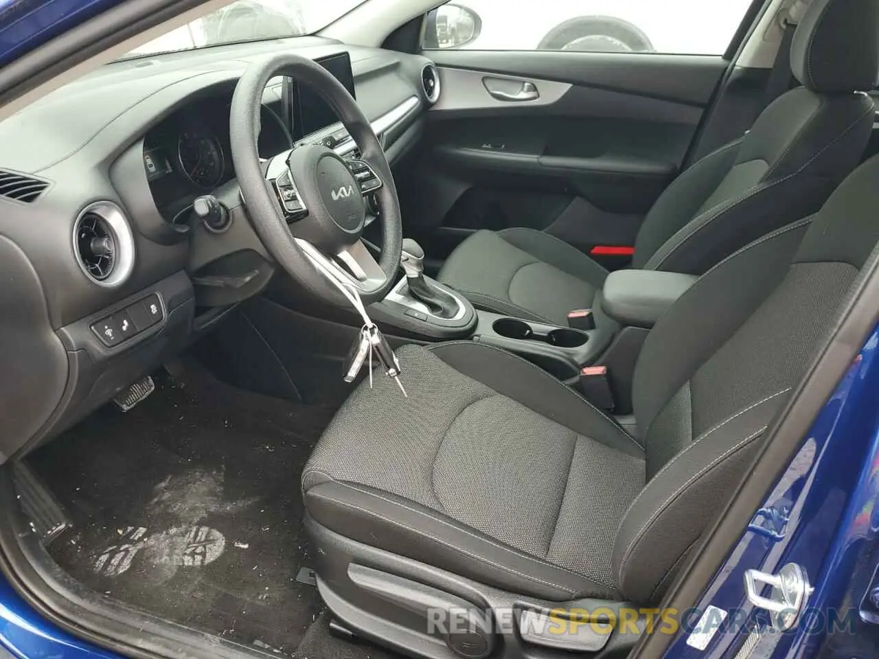 7 fotografías del automóvil dañado 3KPF24AD9RE810244 KIA FORTE 2024