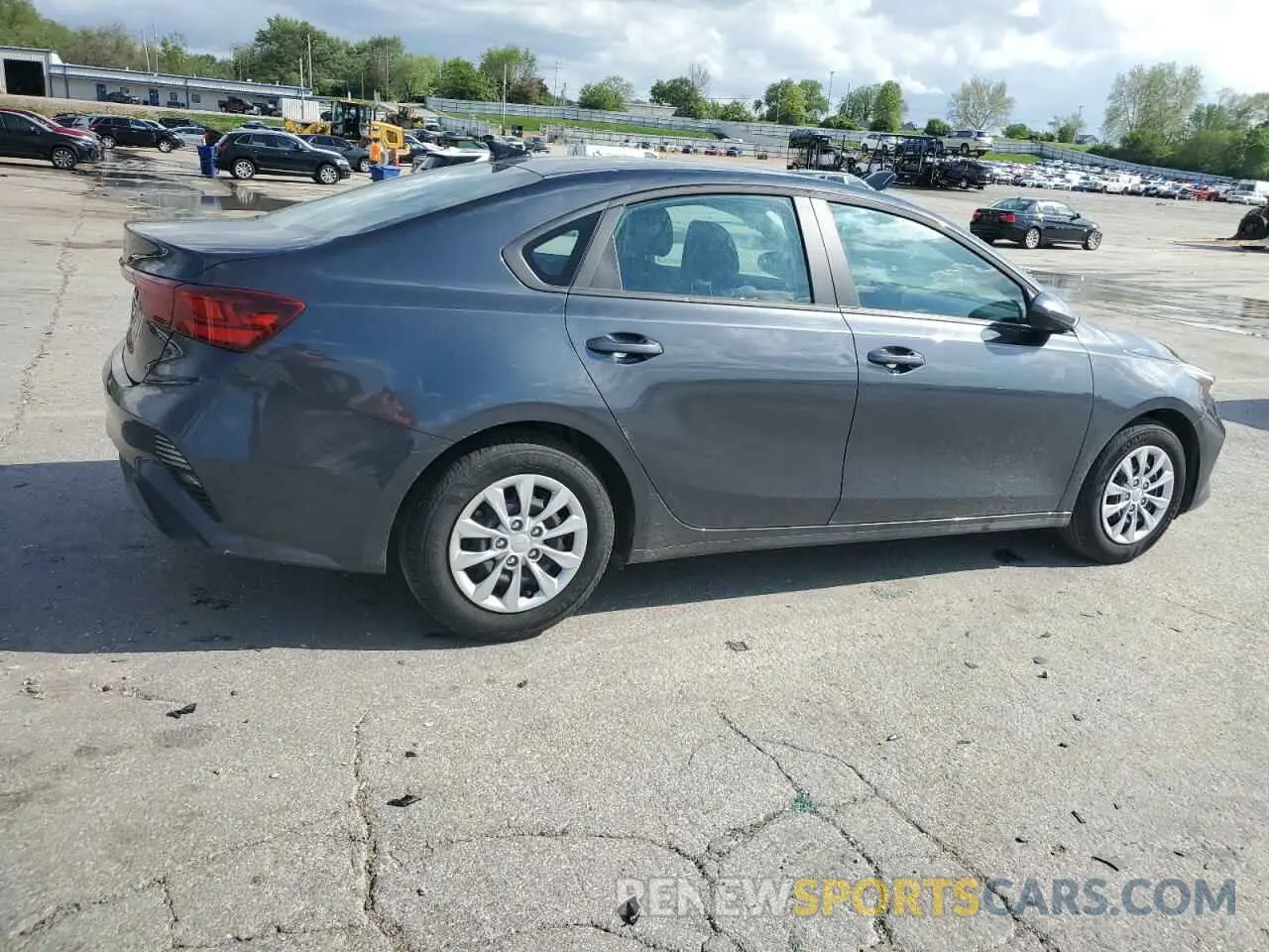 3 fotografías del automóvil dañado 3KPF24AD9RE821714 KIA FORTE 2024