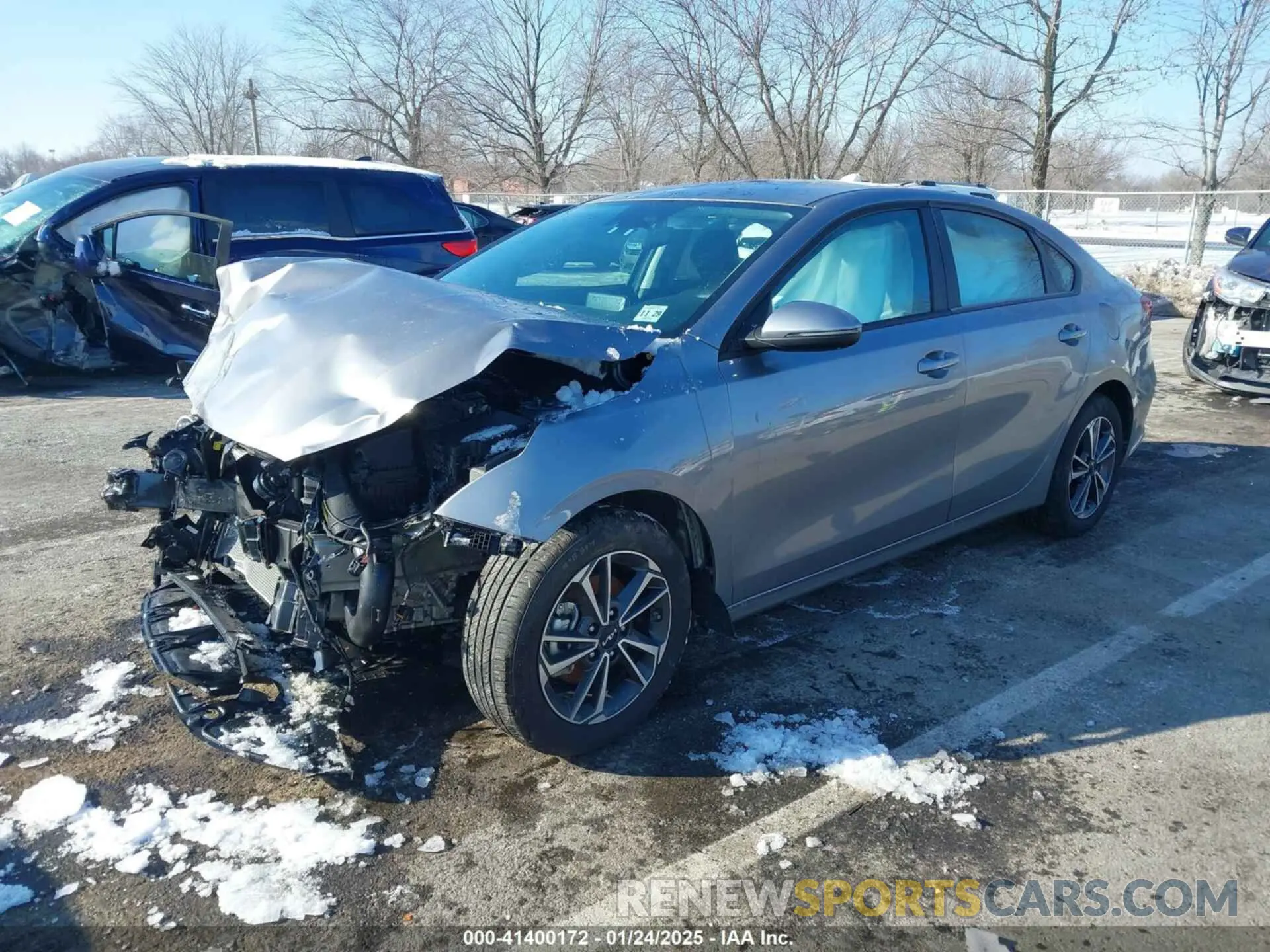 2 fotografías del automóvil dañado 3KPF24AD9RE836164 KIA FORTE 2024