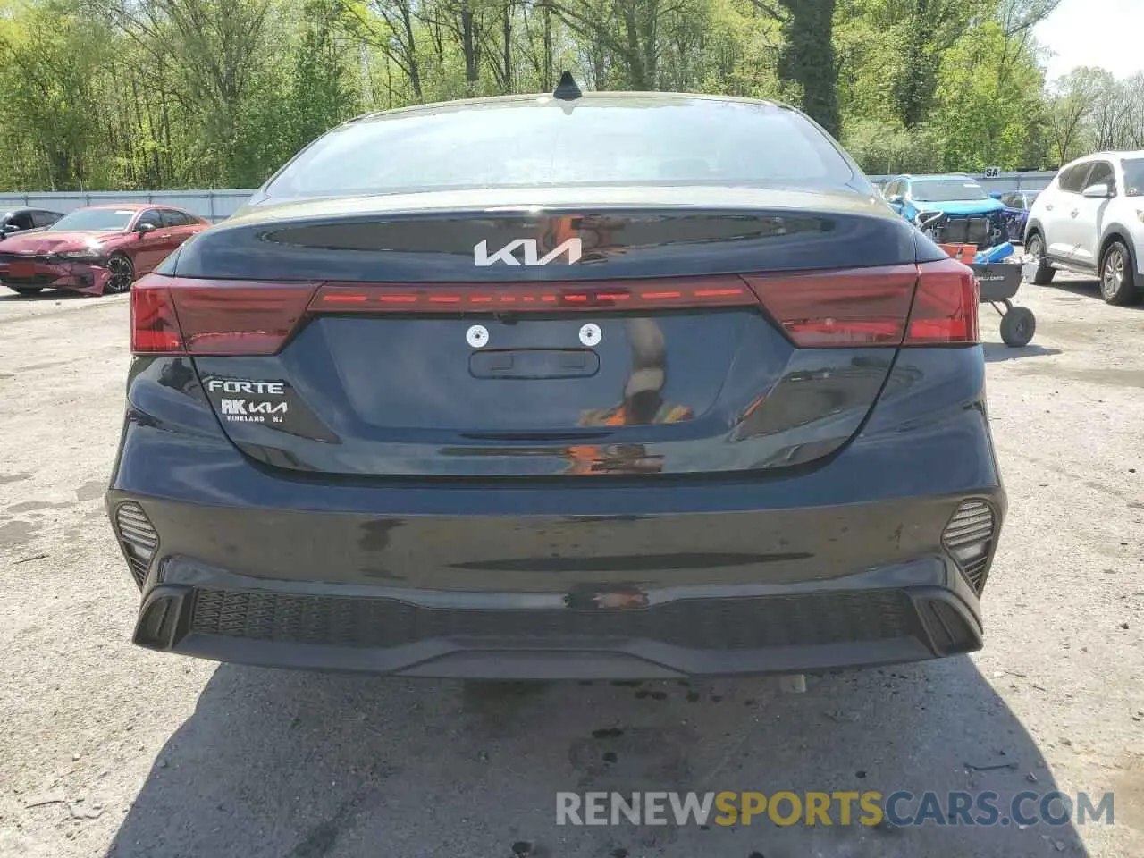 6 fotografías del automóvil dañado 3KPF24ADXRE719712 KIA FORTE 2024