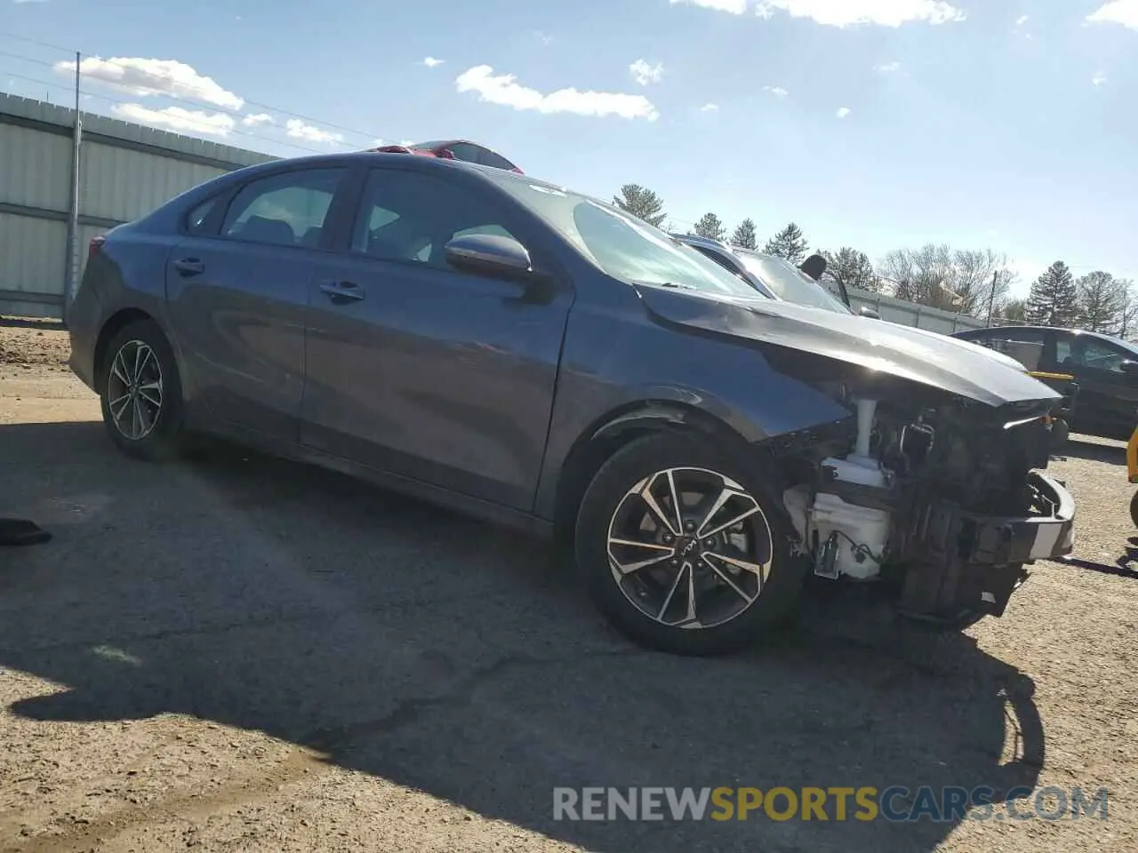4 fotografías del automóvil dañado 3KPF24ADXRE723727 KIA FORTE 2024