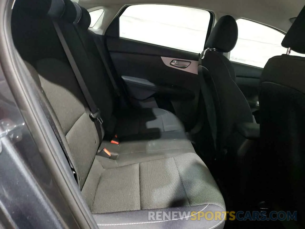 11 fotografías del automóvil dañado 3KPF24ADXRE764407 KIA FORTE 2024