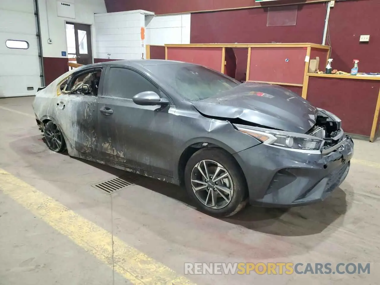 4 fotografías del automóvil dañado 3KPF24ADXRE779537 KIA FORTE 2024