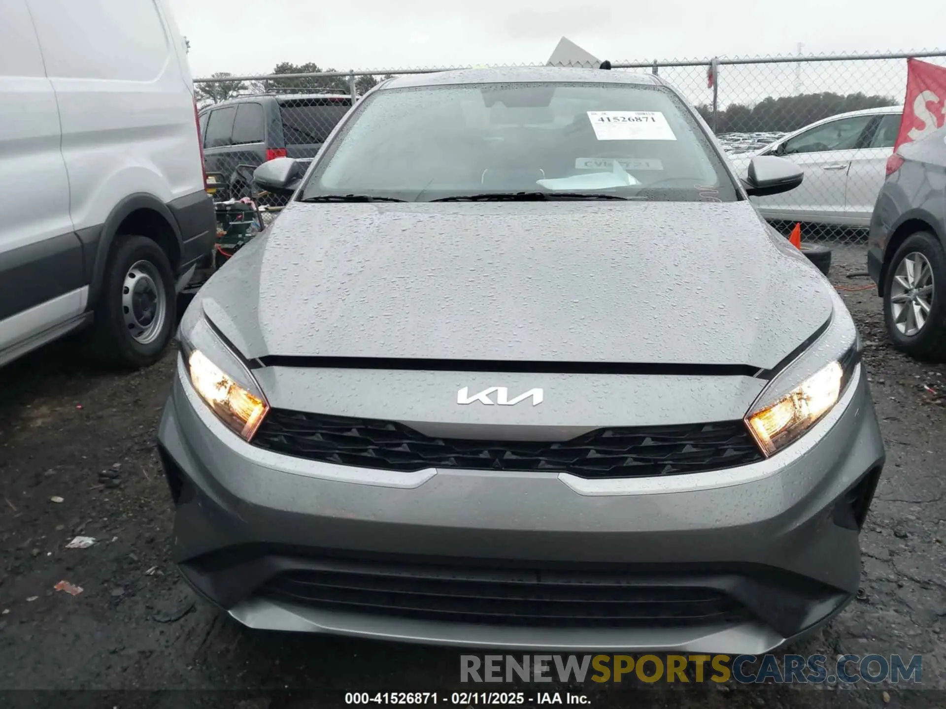 12 fotografías del automóvil dañado 3KPF24ADXRE820491 KIA FORTE 2024