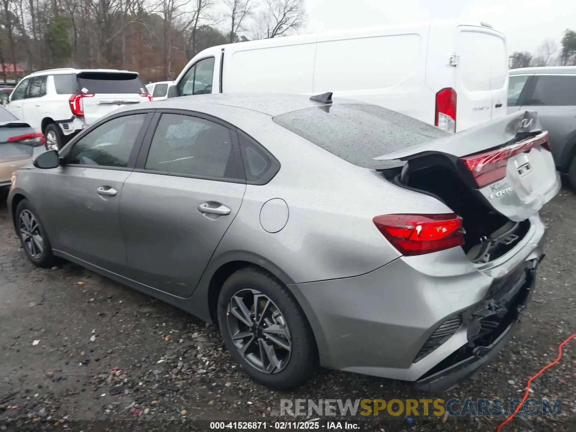 14 fotografías del automóvil dañado 3KPF24ADXRE820491 KIA FORTE 2024