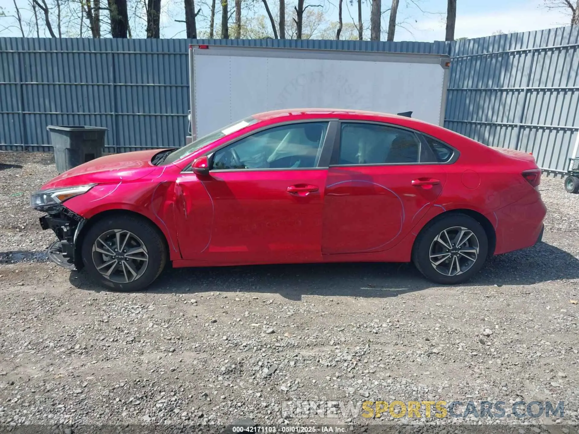14 fotografías del automóvil dañado 3KPF24ADXRE830308 KIA FORTE 2024