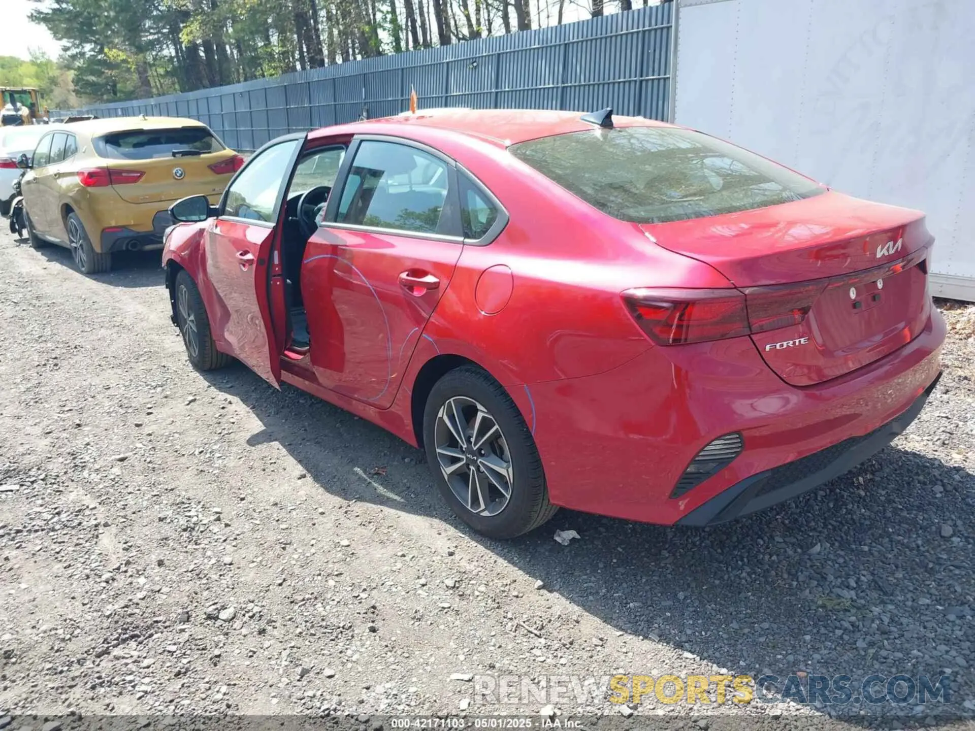 3 fotografías del automóvil dañado 3KPF24ADXRE830308 KIA FORTE 2024