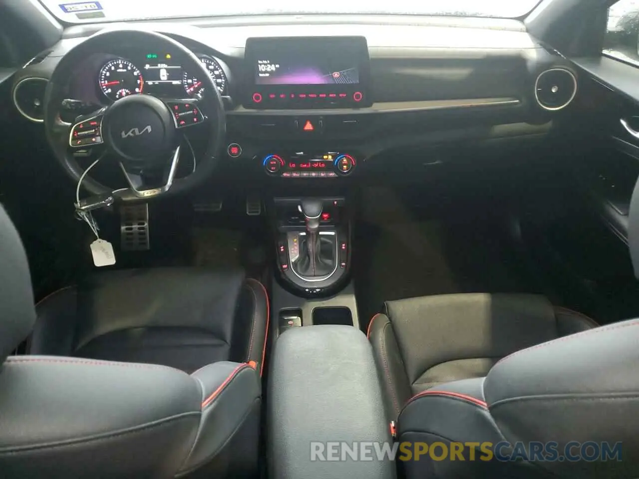 8 fotografías del automóvil dañado 3KPF44AC0RE716612 KIA FORTE 2024