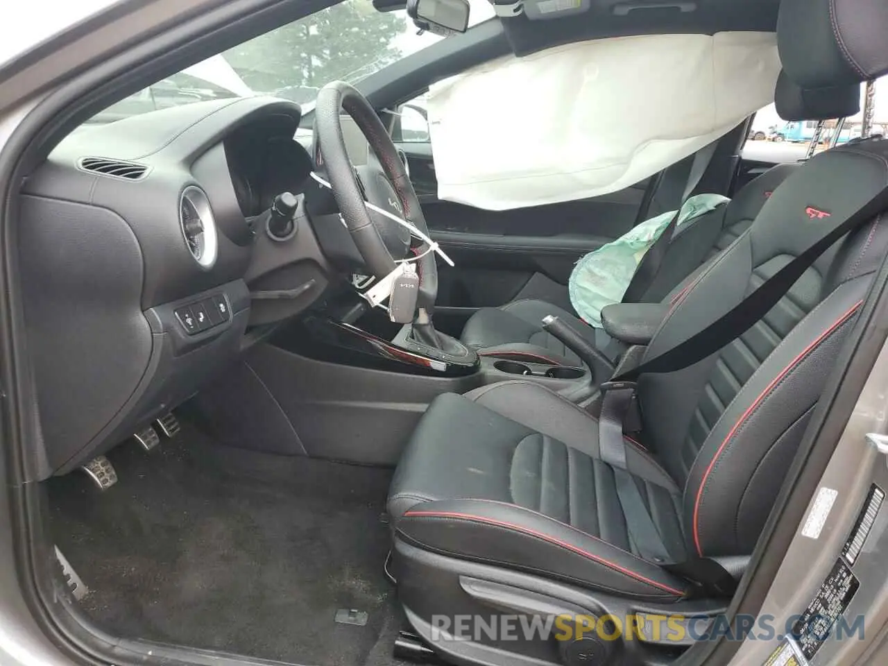 7 fotografías del automóvil dañado 3KPF44AC2RE787701 KIA FORTE 2024