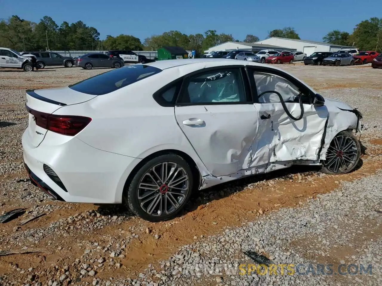 3 fotografías del automóvil dañado 3KPF44AC2RE834175 KIA FORTE 2024
