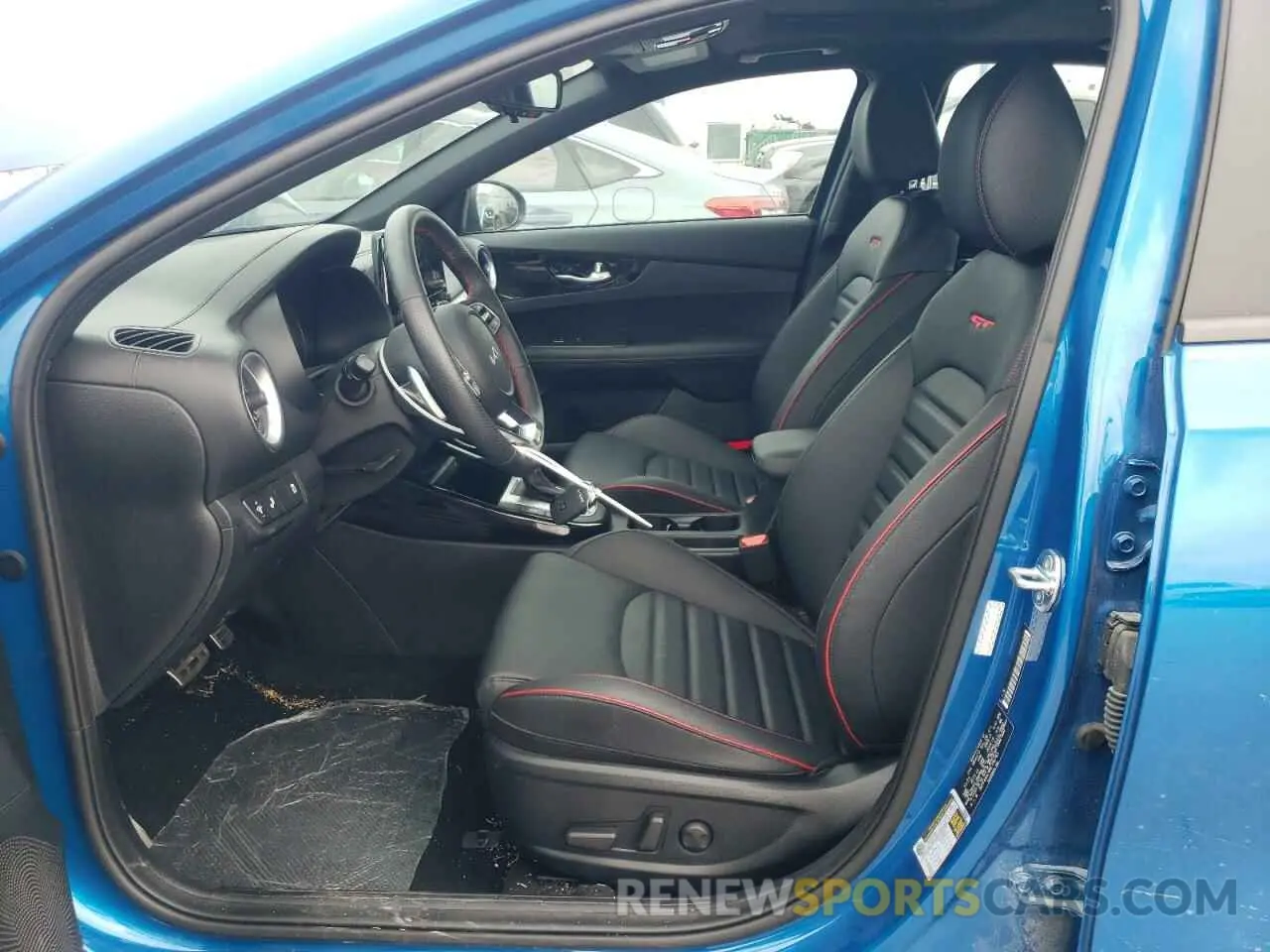 7 fotografías del automóvil dañado 3KPF44AC4RE736765 KIA FORTE 2024