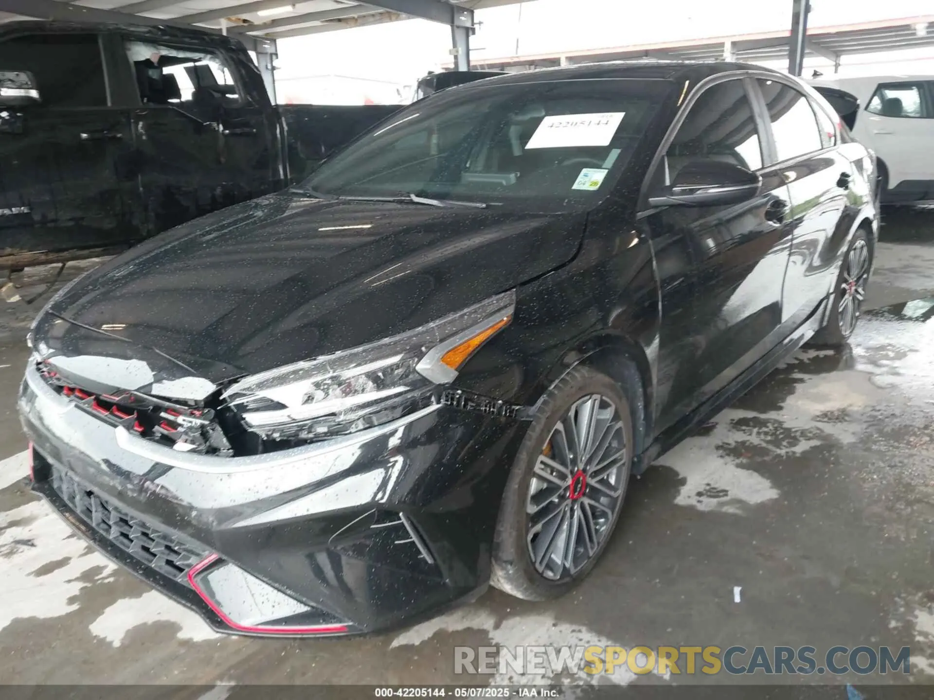 2 fotografías del automóvil dañado 3KPF44AC5RE714211 KIA FORTE 2024