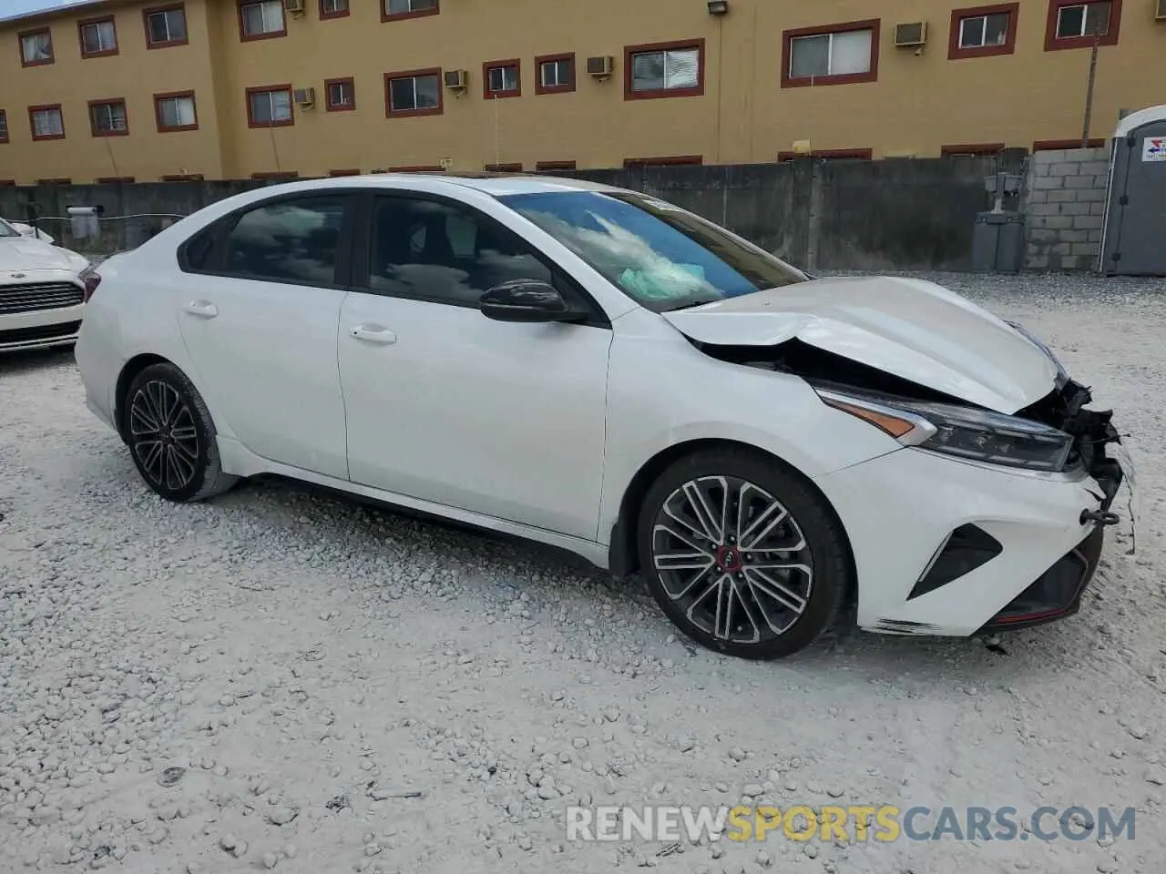 4 fotografías del automóvil dañado 3KPF44AC5RE714922 KIA FORTE 2024
