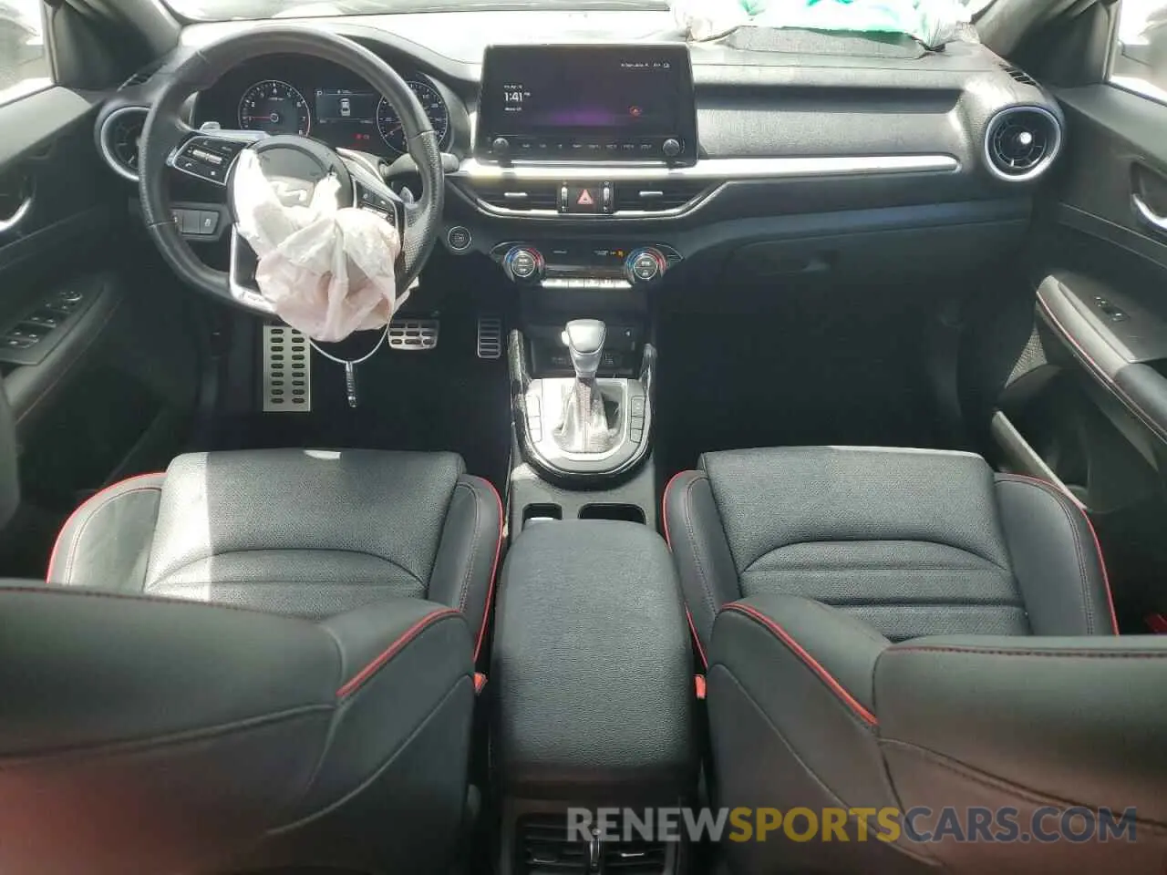 8 fotografías del automóvil dañado 3KPF44AC5RE714922 KIA FORTE 2024