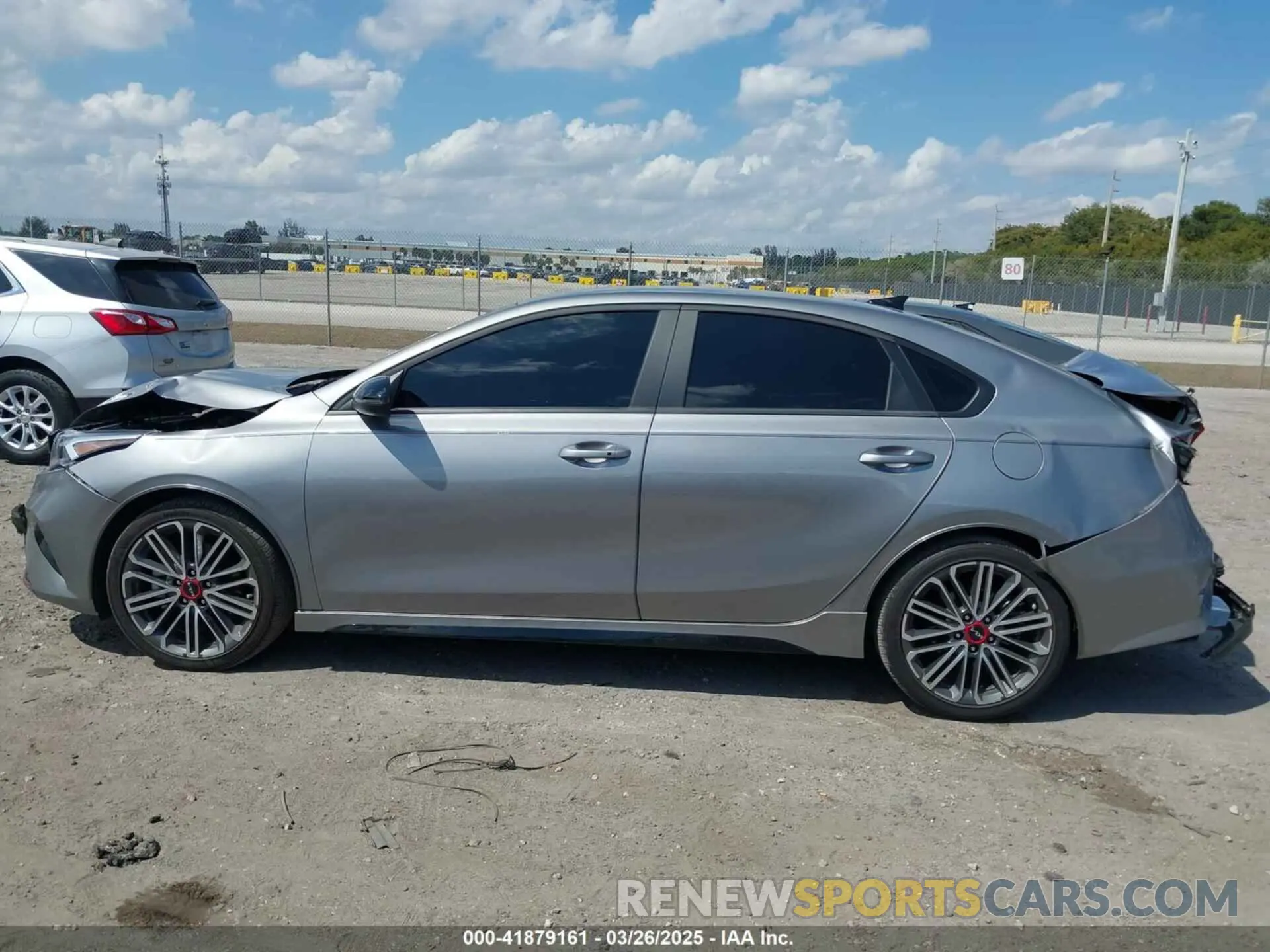 14 fotografías del automóvil dañado 3KPF44AC5RE791127 KIA FORTE 2024
