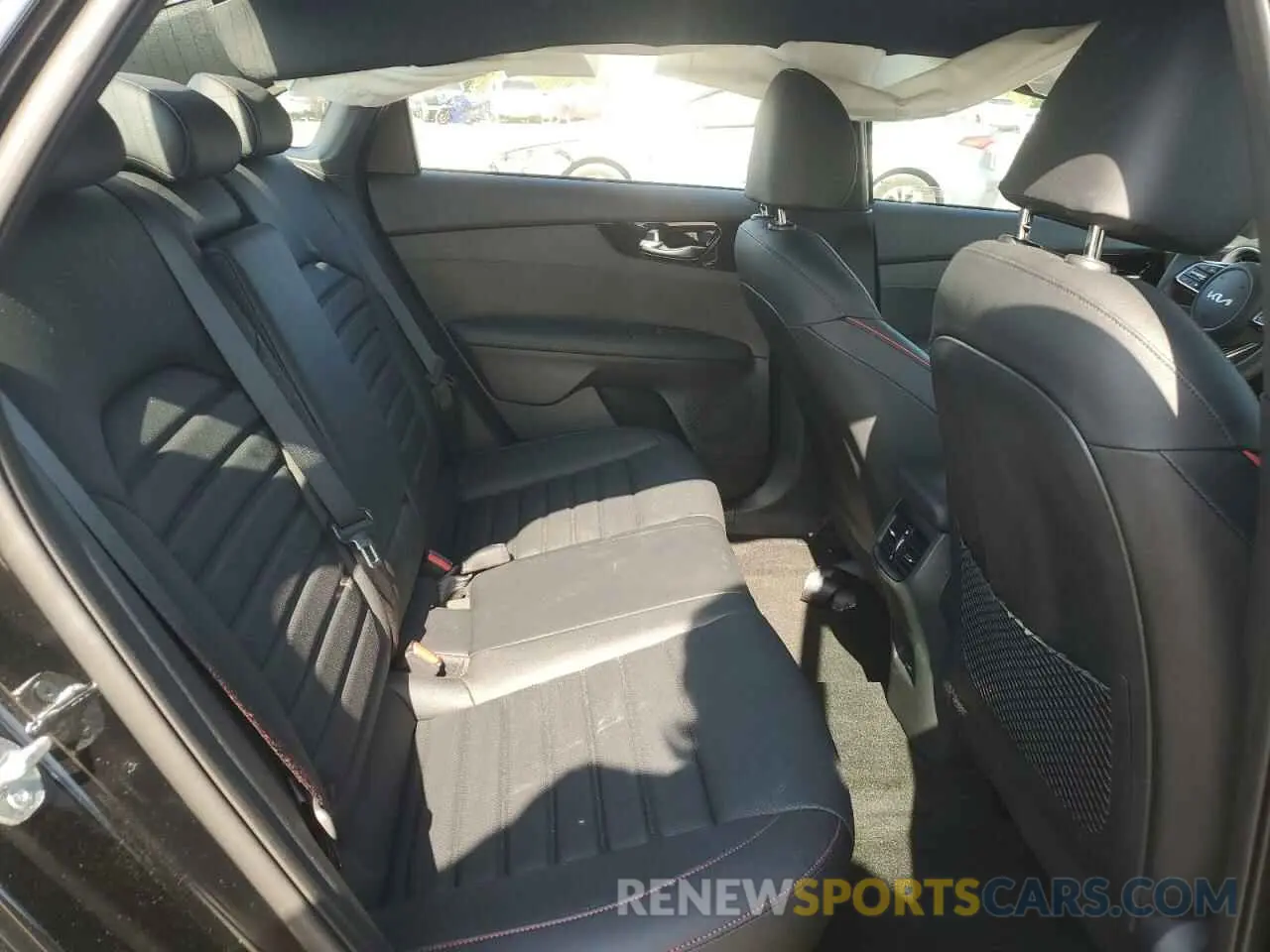 10 fotografías del automóvil dañado 3KPF44AC5RE805687 KIA FORTE 2024