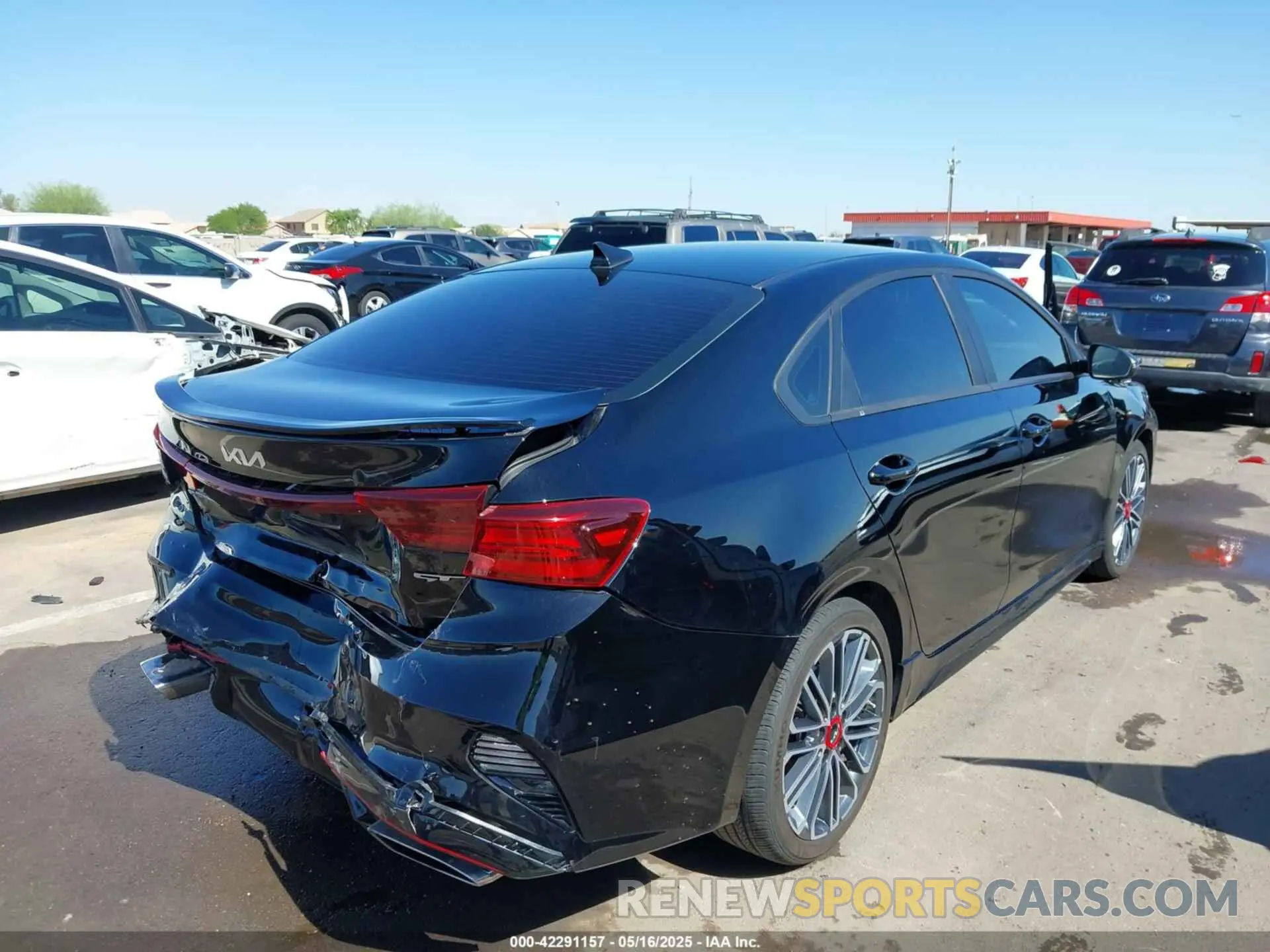 4 fotografías del automóvil dañado 3KPF44AC7RE692213 KIA FORTE 2024