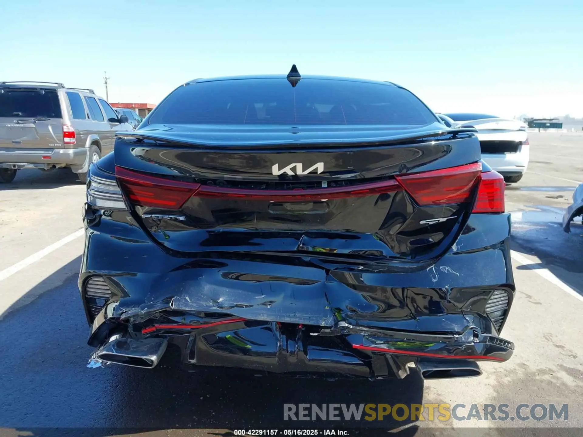 6 fotografías del automóvil dañado 3KPF44AC7RE692213 KIA FORTE 2024