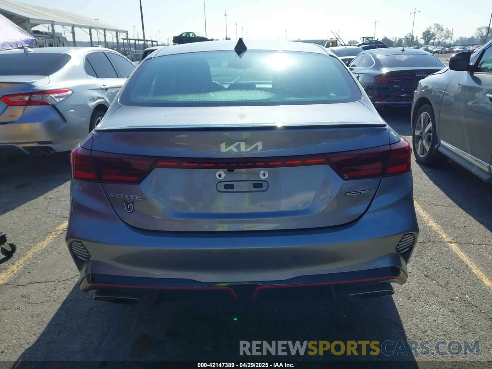 16 fotografías del automóvil dañado 3KPF44AC7RE802984 KIA FORTE 2024