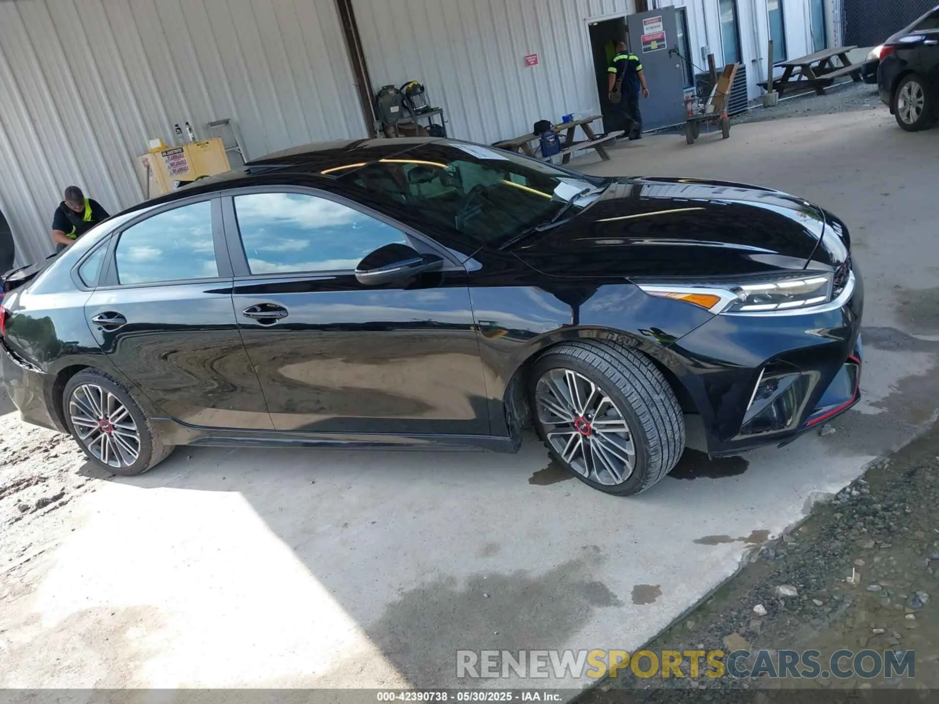 13 fotografías del automóvil dañado 3KPF44AC8RE808597 KIA FORTE 2024