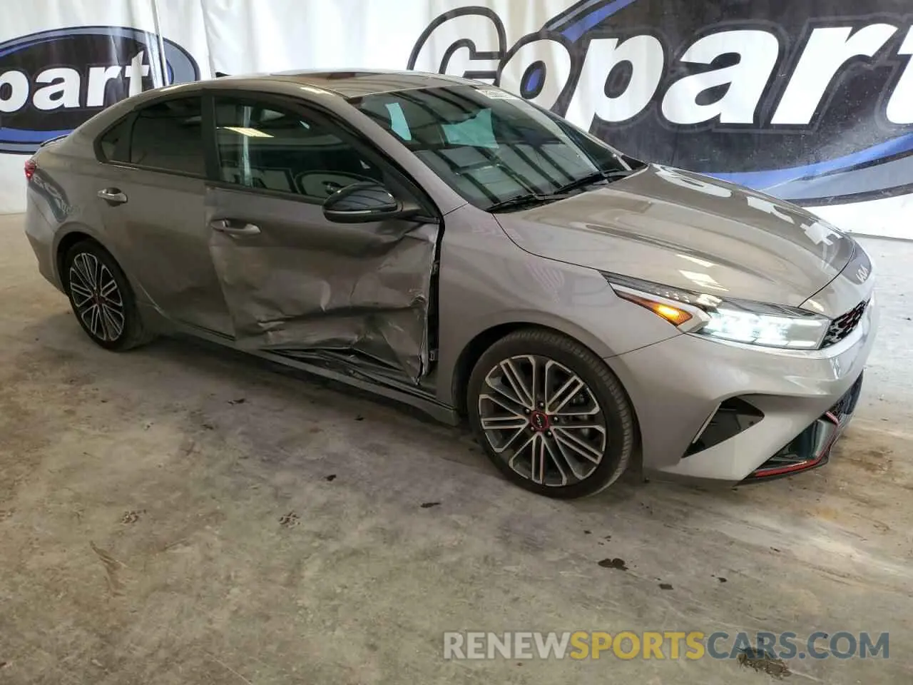 4 fotografías del automóvil dañado 3KPF44AC9RE706872 KIA FORTE 2024