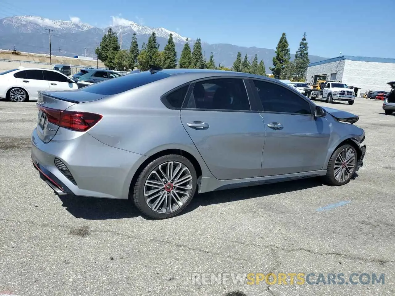 3 fotografías del automóvil dañado 3KPF44AC9RE834920 KIA FORTE 2024