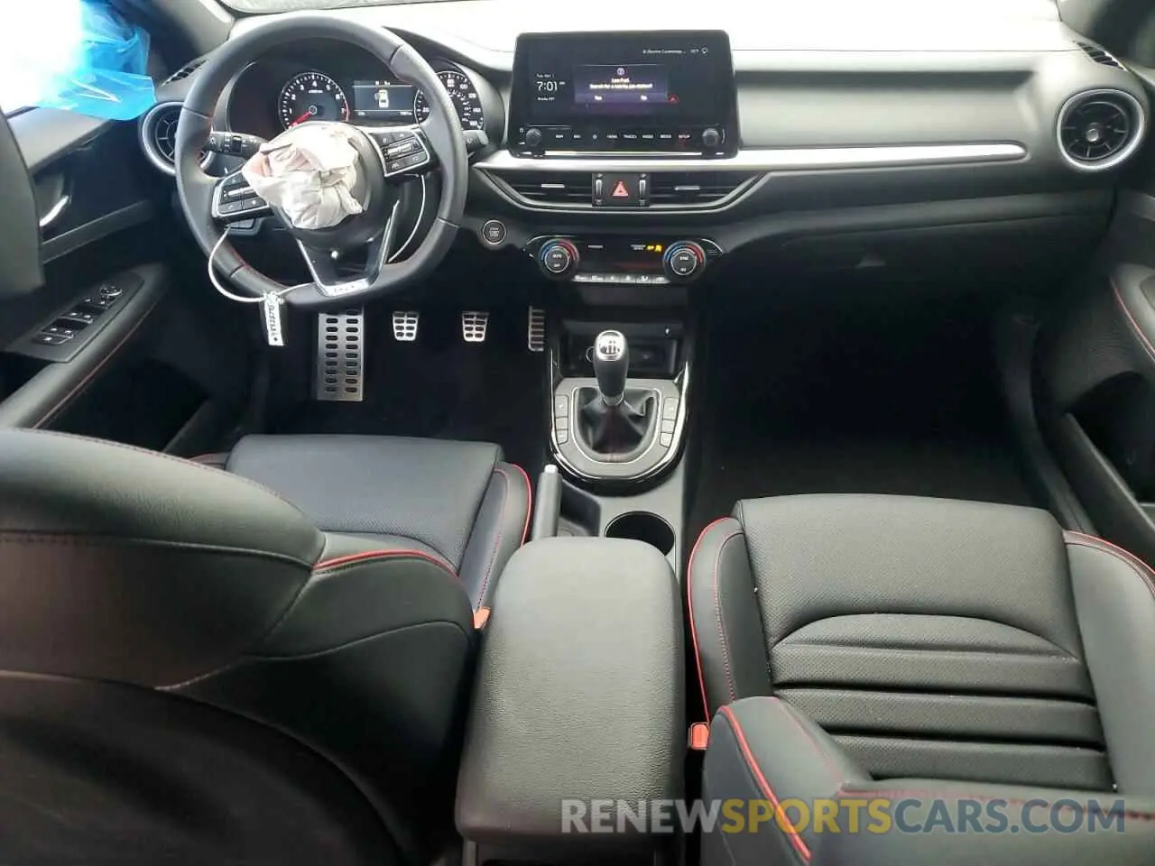 8 fotografías del automóvil dañado 3KPF44AC9RE834920 KIA FORTE 2024