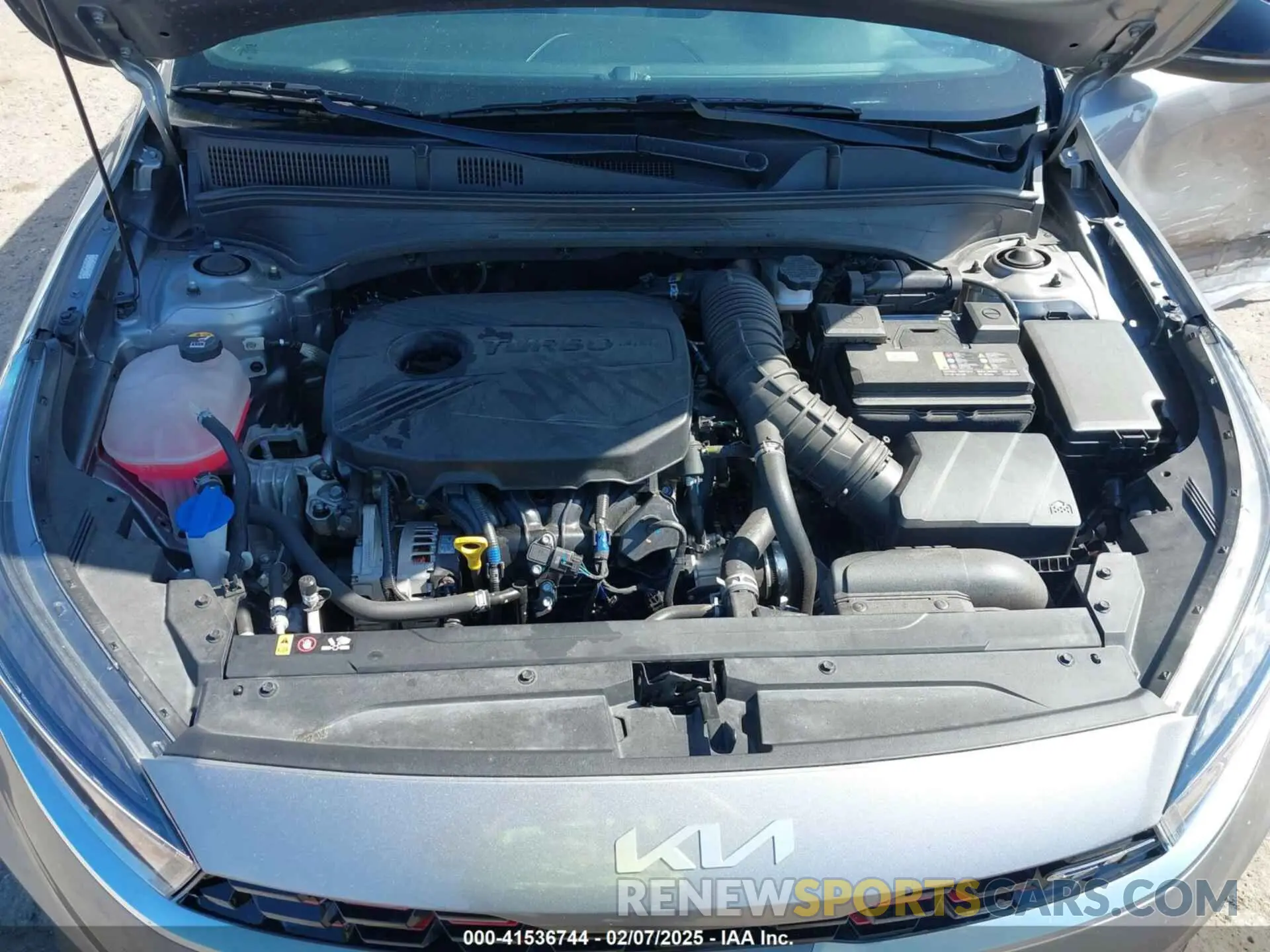 10 fotografías del automóvil dañado 3KPF44ACXRE727939 KIA FORTE 2024