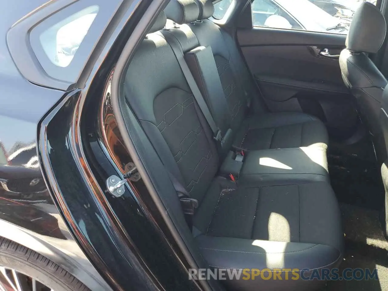 11 fotografías del automóvil dañado 3KPF54AD0RE719709 KIA FORTE 2024