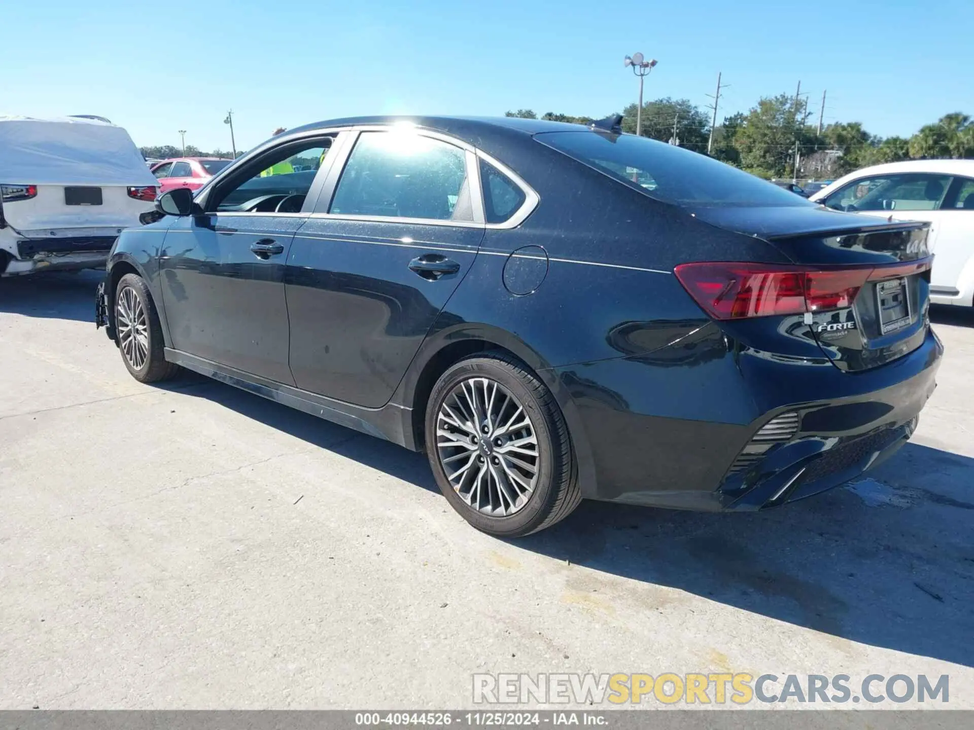 3 fotografías del automóvil dañado 3KPF54AD0RE721735 KIA FORTE 2024