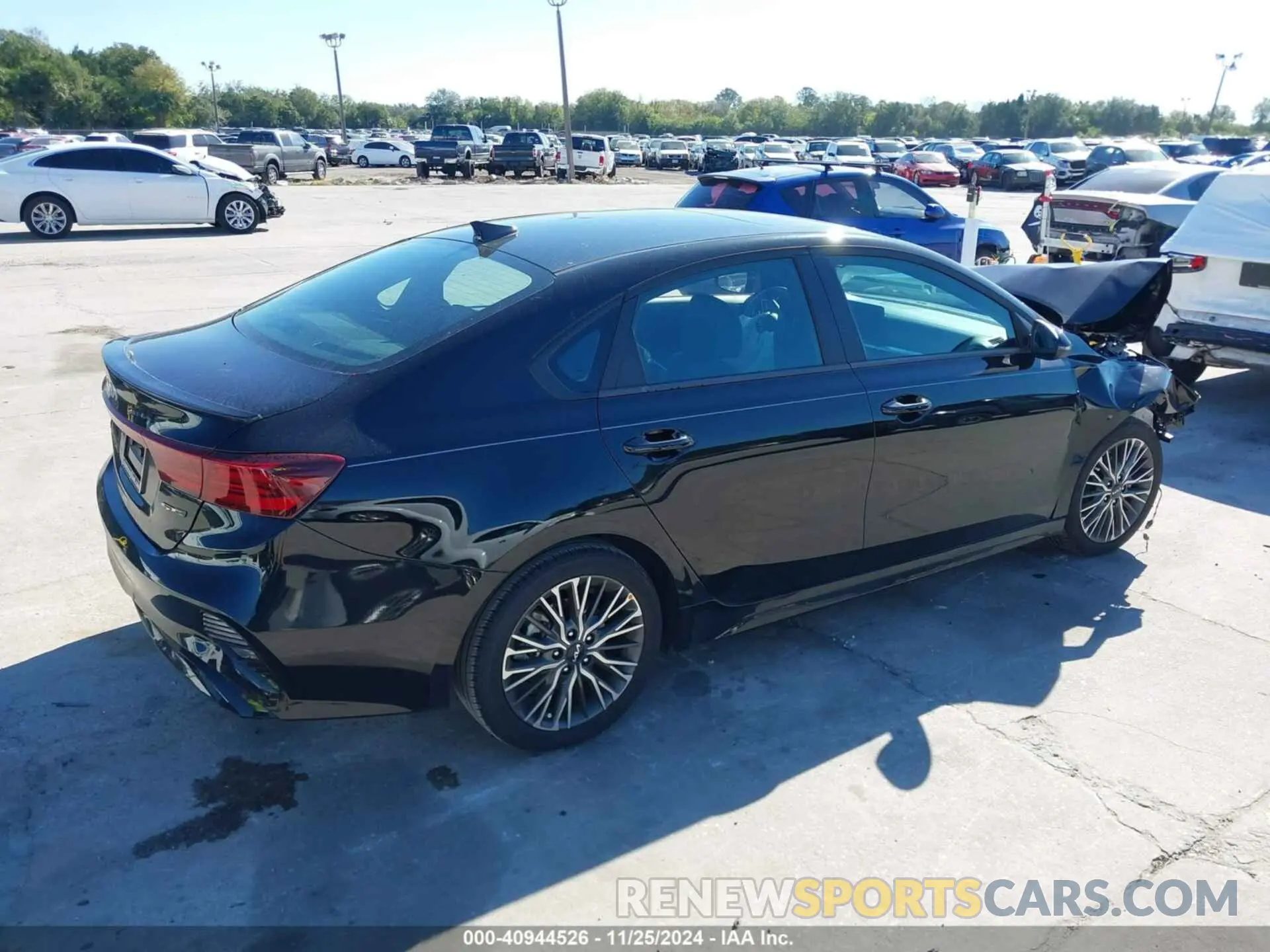 4 fotografías del automóvil dañado 3KPF54AD0RE721735 KIA FORTE 2024