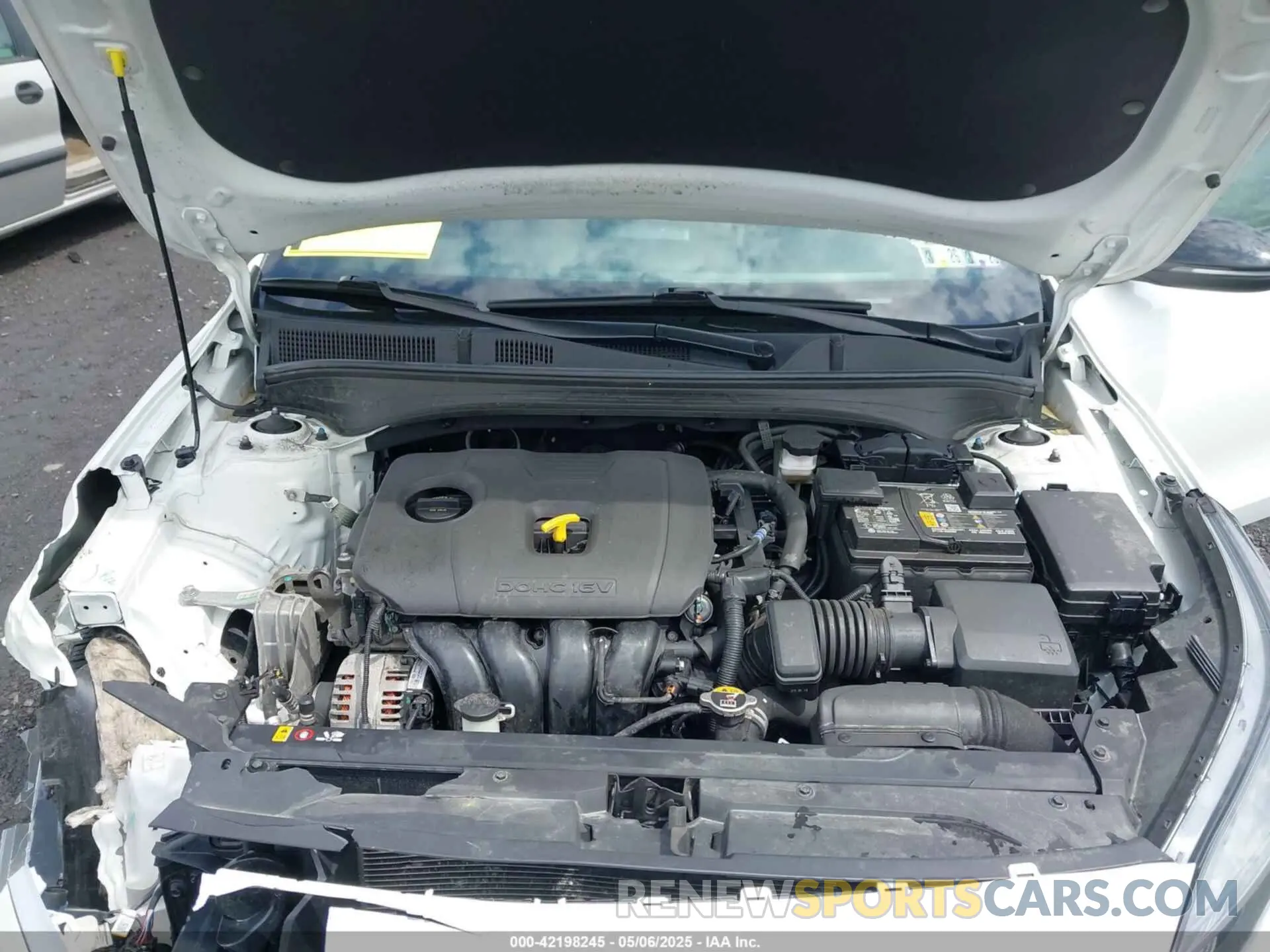 10 fotografías del automóvil dañado 3KPF54AD0RE744545 KIA FORTE 2024