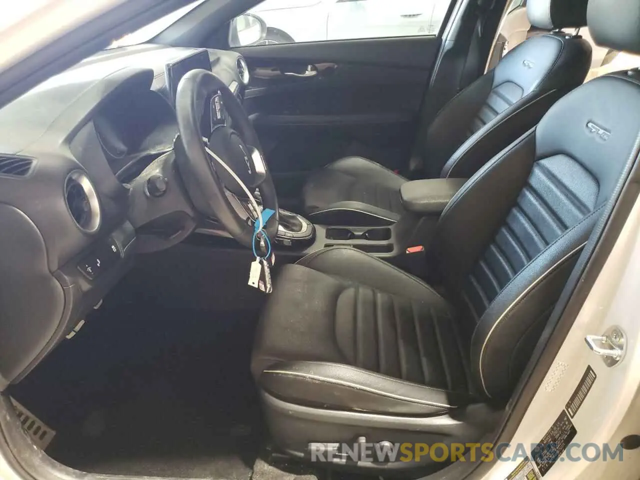 7 fotografías del automóvil dañado 3KPF54AD0RE753374 KIA FORTE 2024